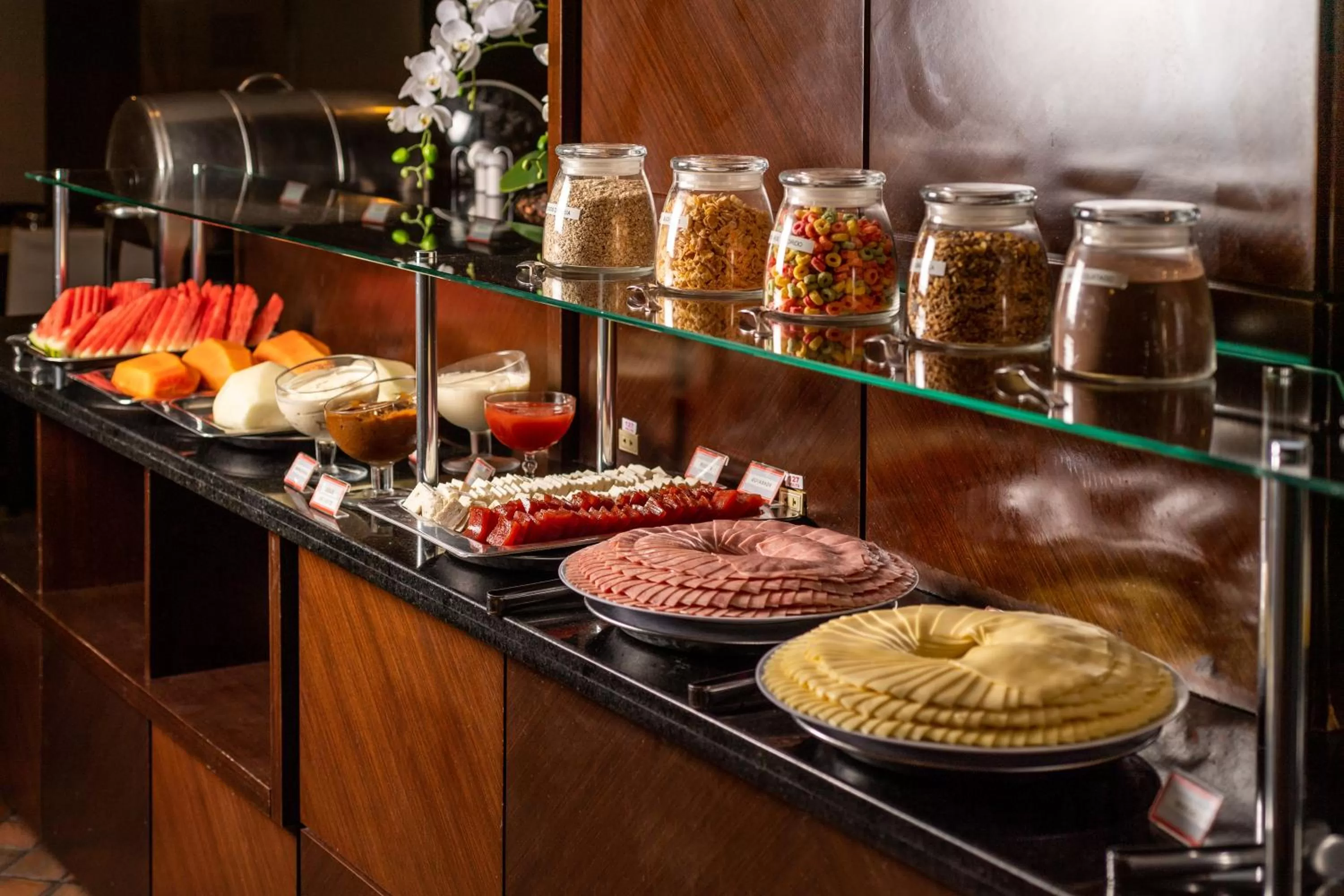 Food in Rede Andrade CWB