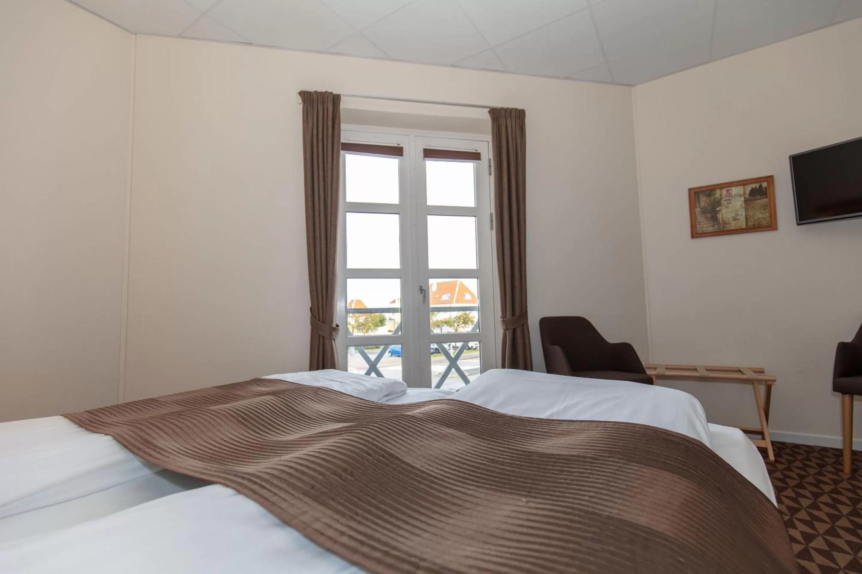 Bed in Foldens Hotel