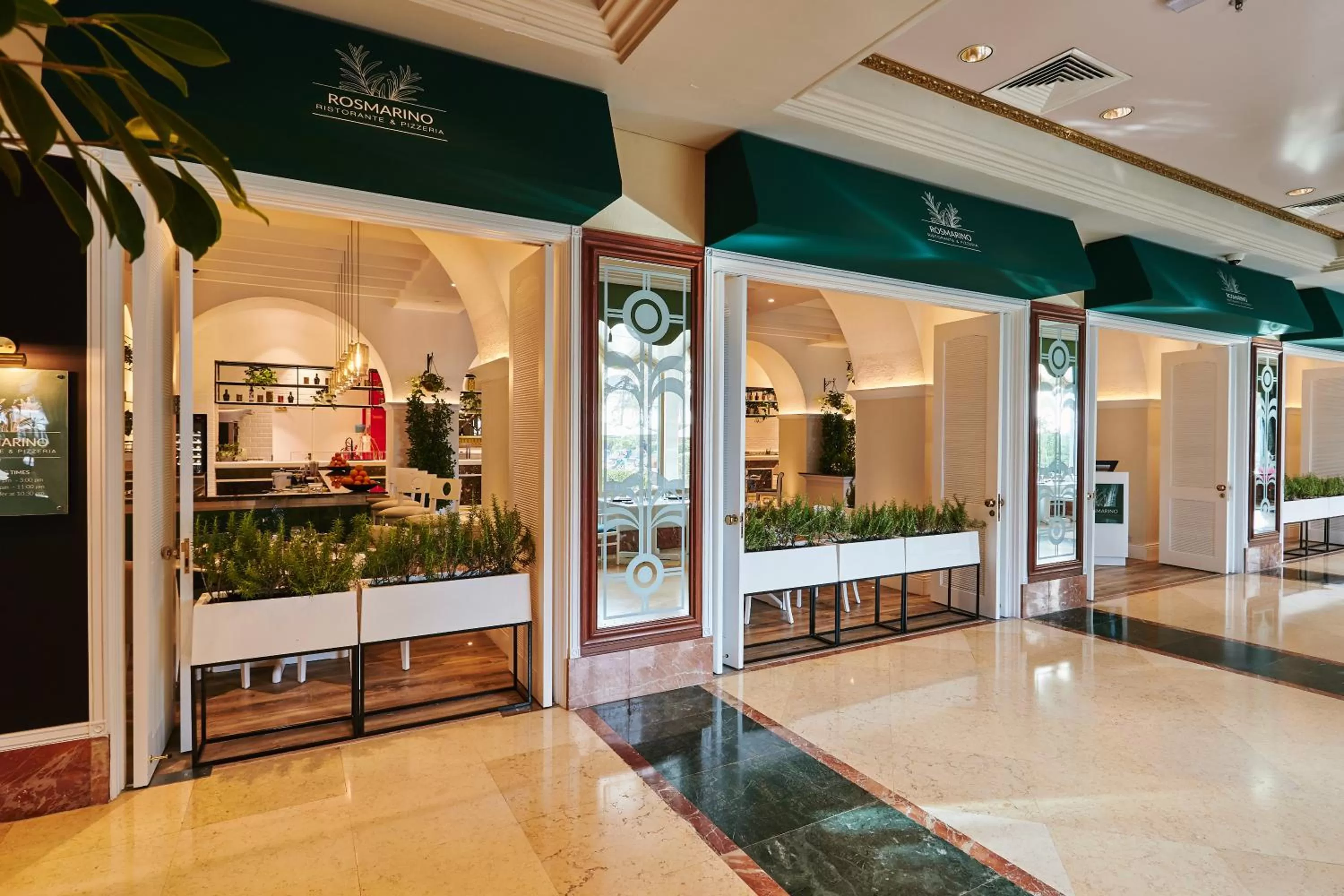 Restaurant/places to eat in Ajman Hotel & Villas by Blazon Hotels