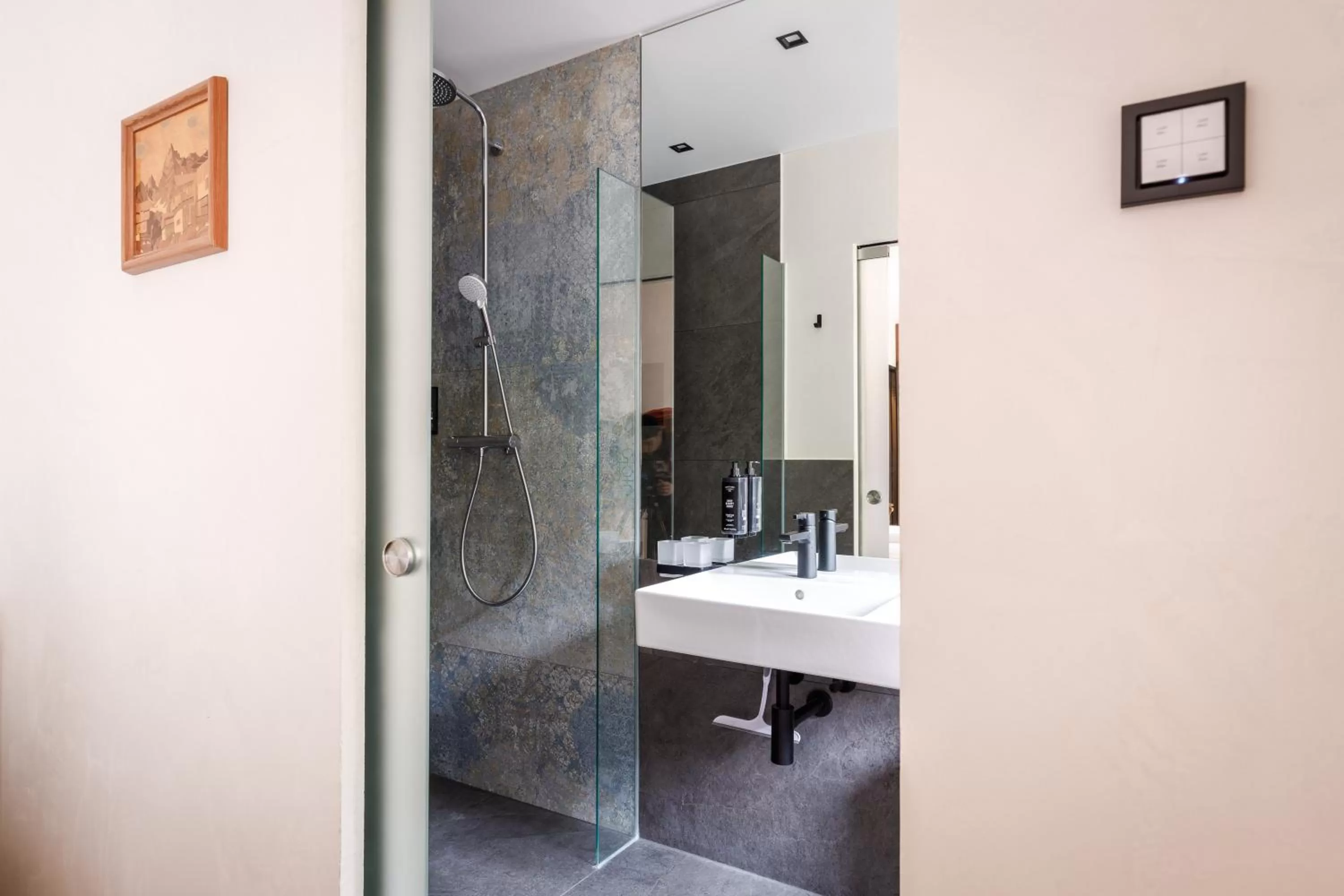 Bathroom in Bergwirt Hotel & Gasthof