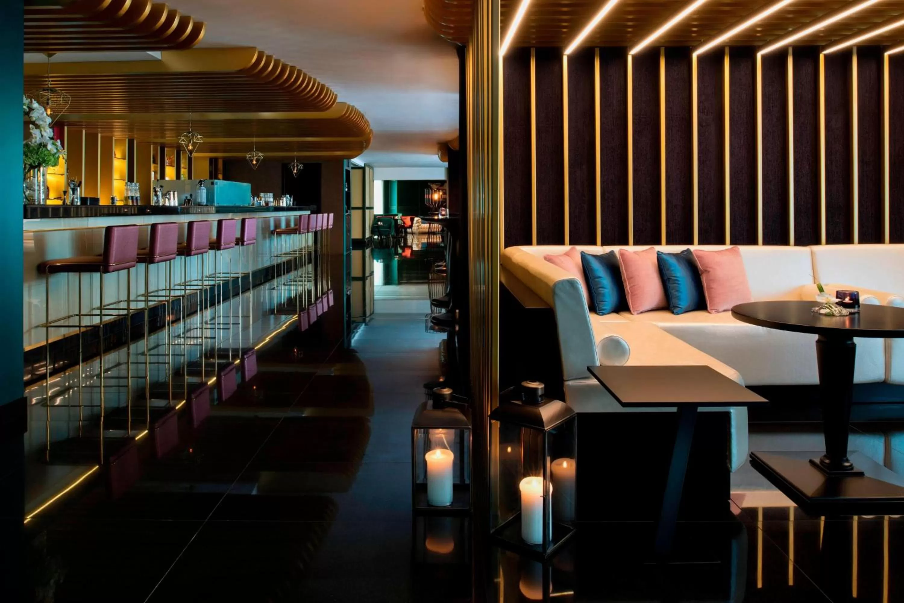 Restaurant/places to eat in W Doha