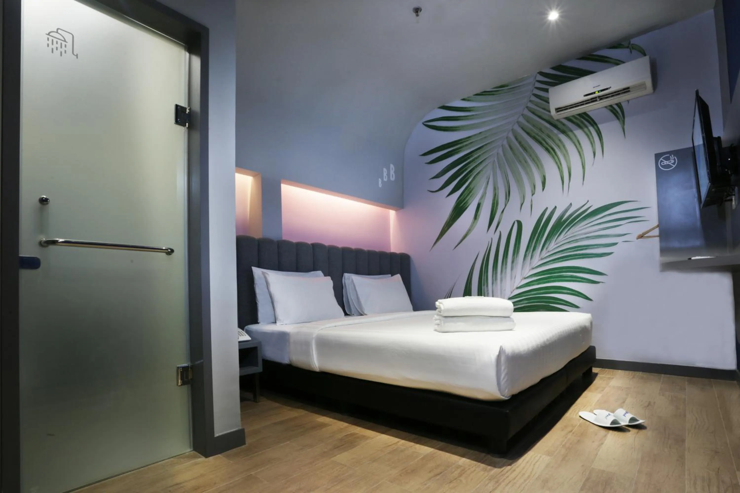 Bed in Bobotel Gatot Subroto Medan