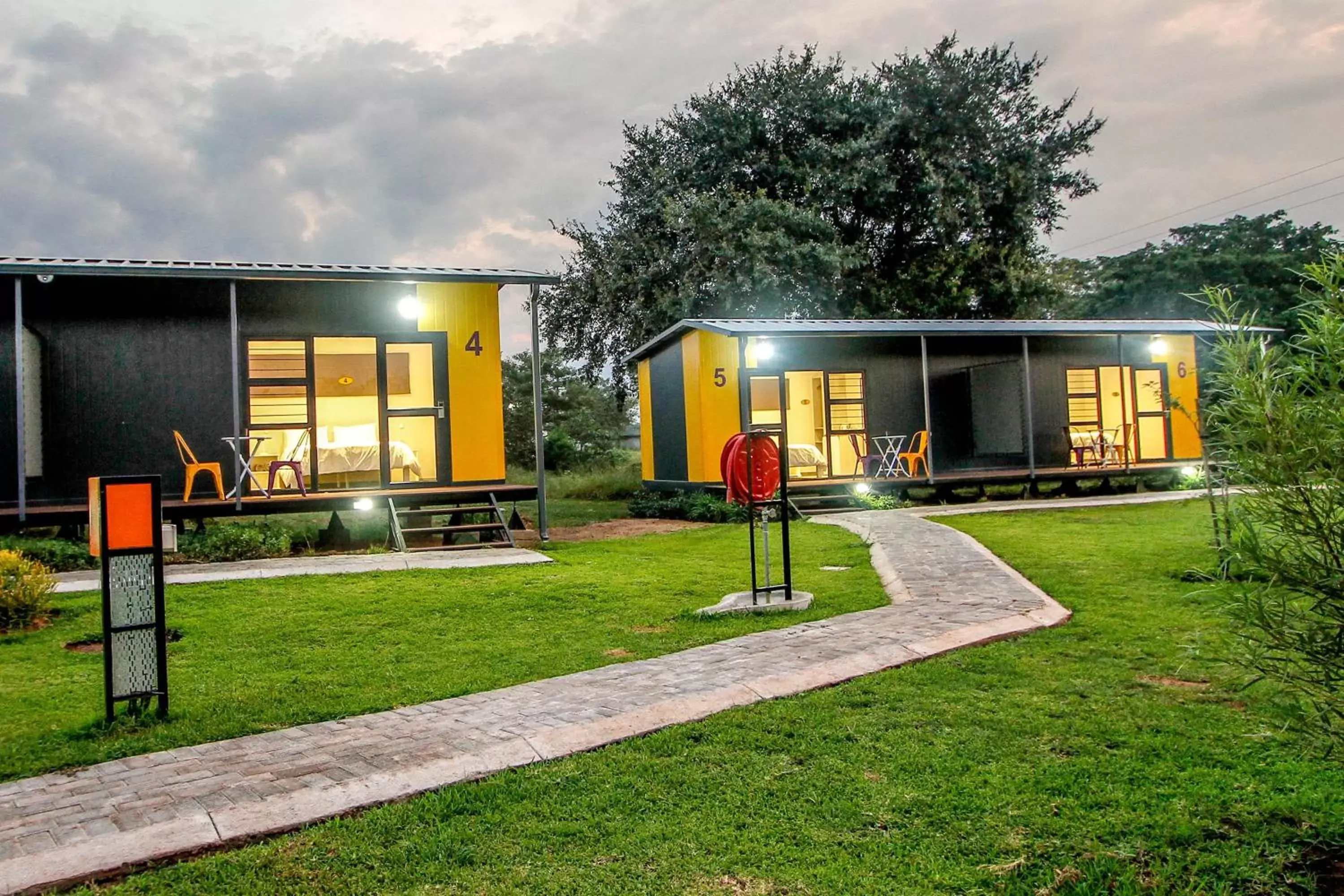 SleepOver Phabeni SleepOver Phabeni