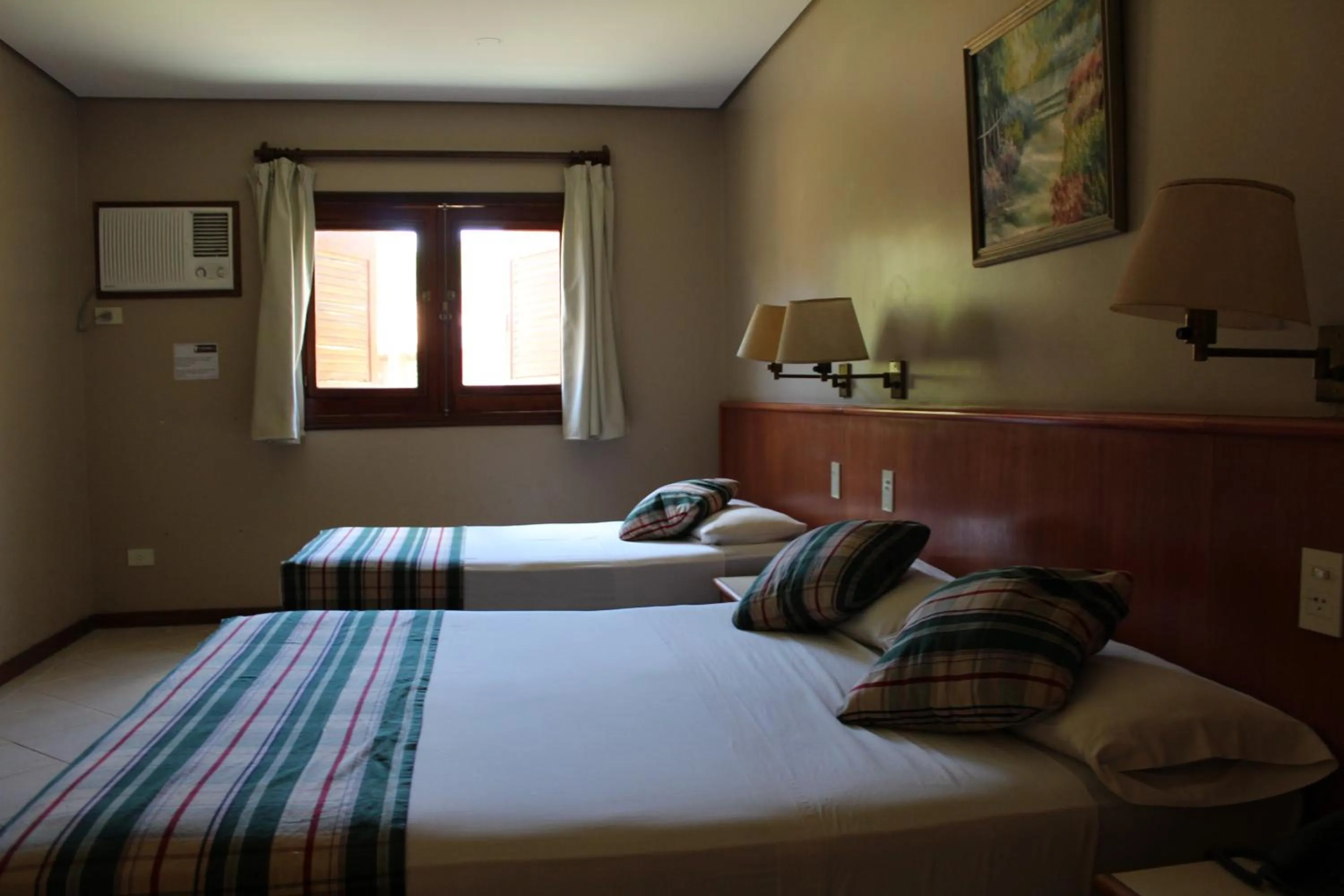 Photo of the whole room, Bed in Marcopolo Suites Iguazu