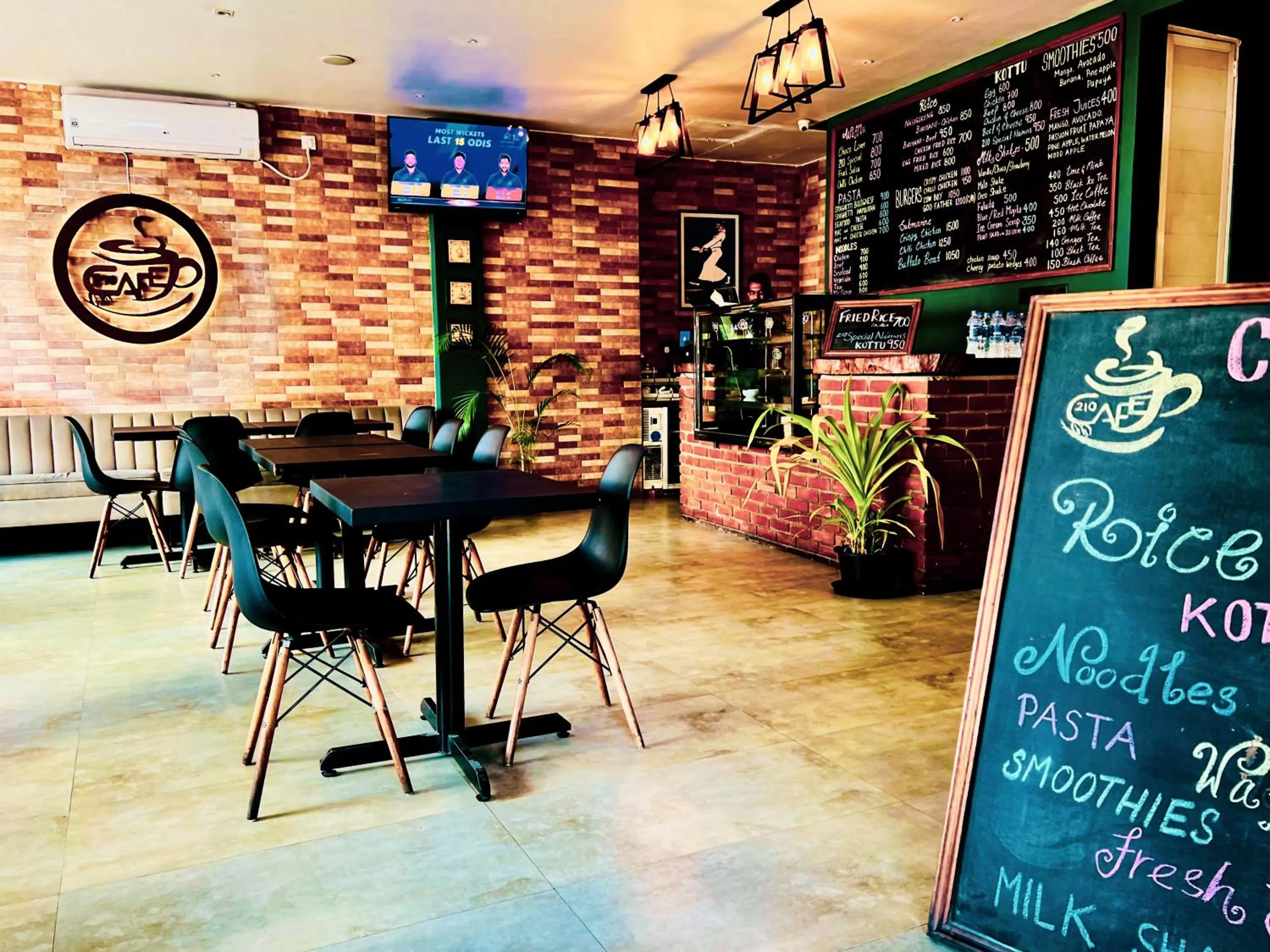 Restaurant/places to eat in Bed Station 210