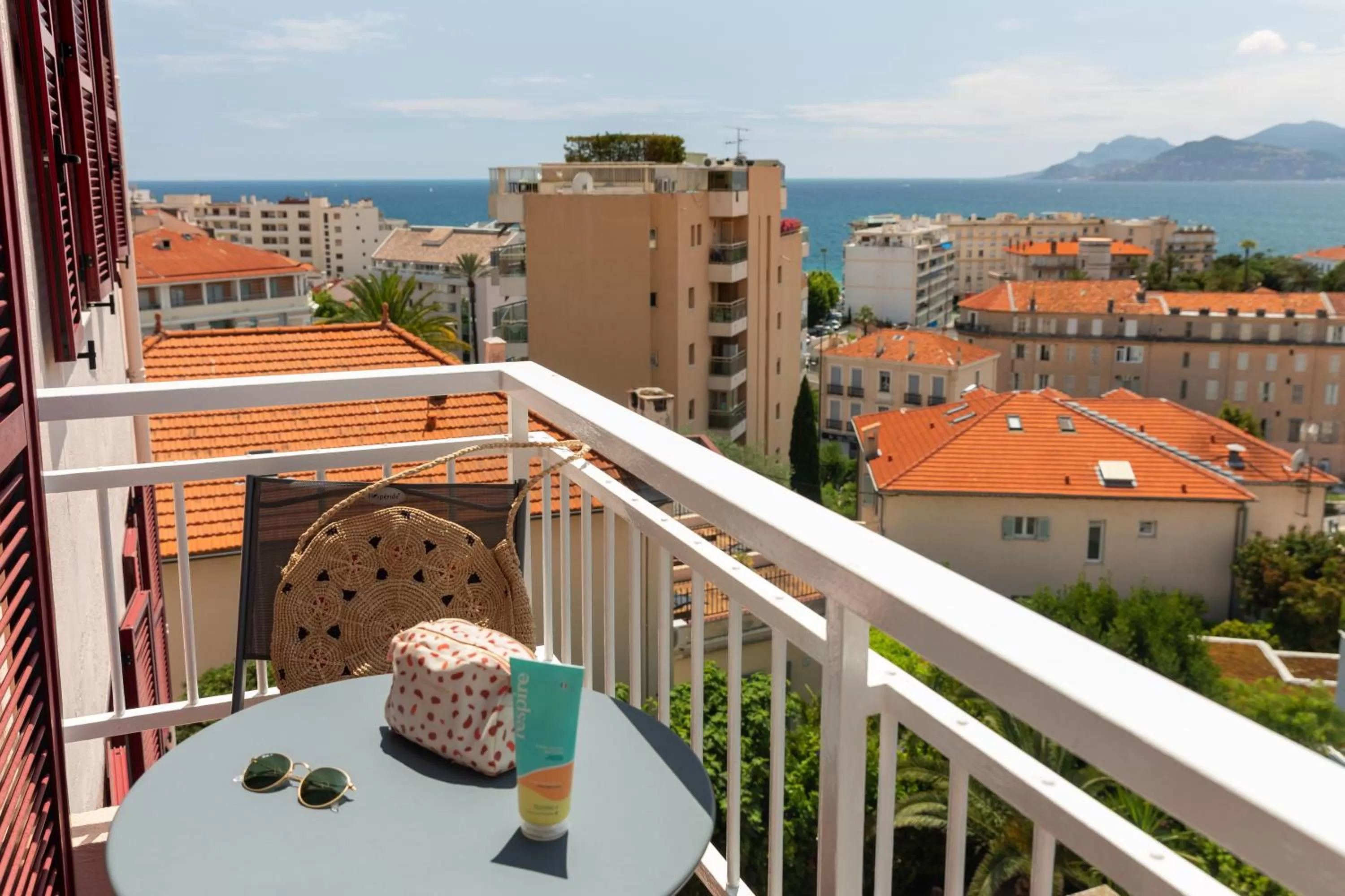 Balcony/Terrace in Best Western Hôtel des Orangers Cannes