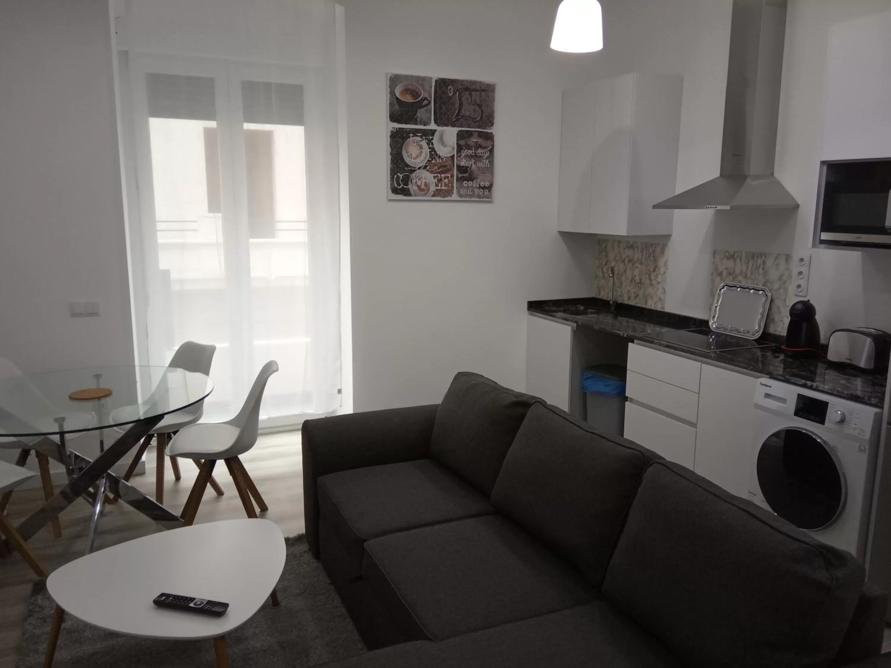 Kitchen or kitchenette in Alicante Center Apart