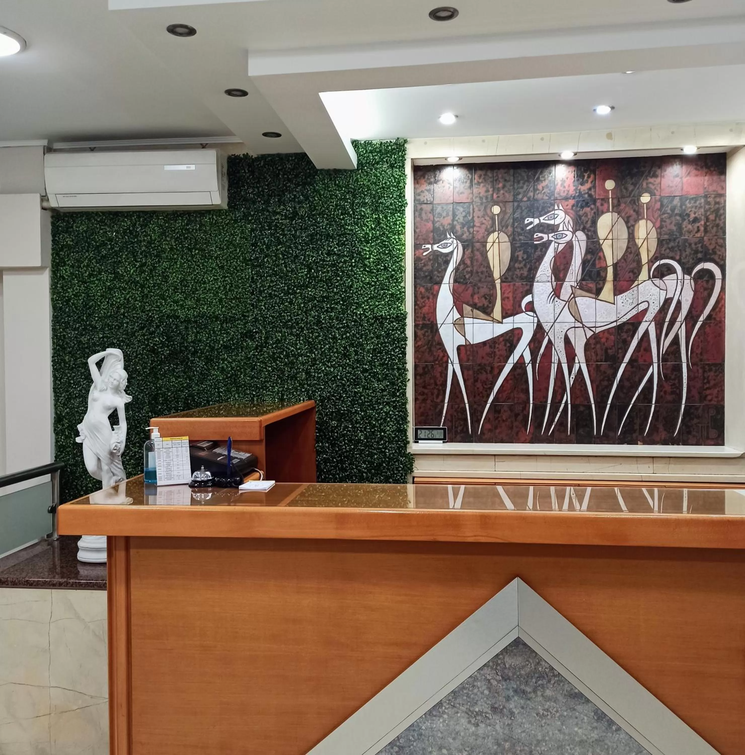 Lobby or reception in Hotel Solomou Athens