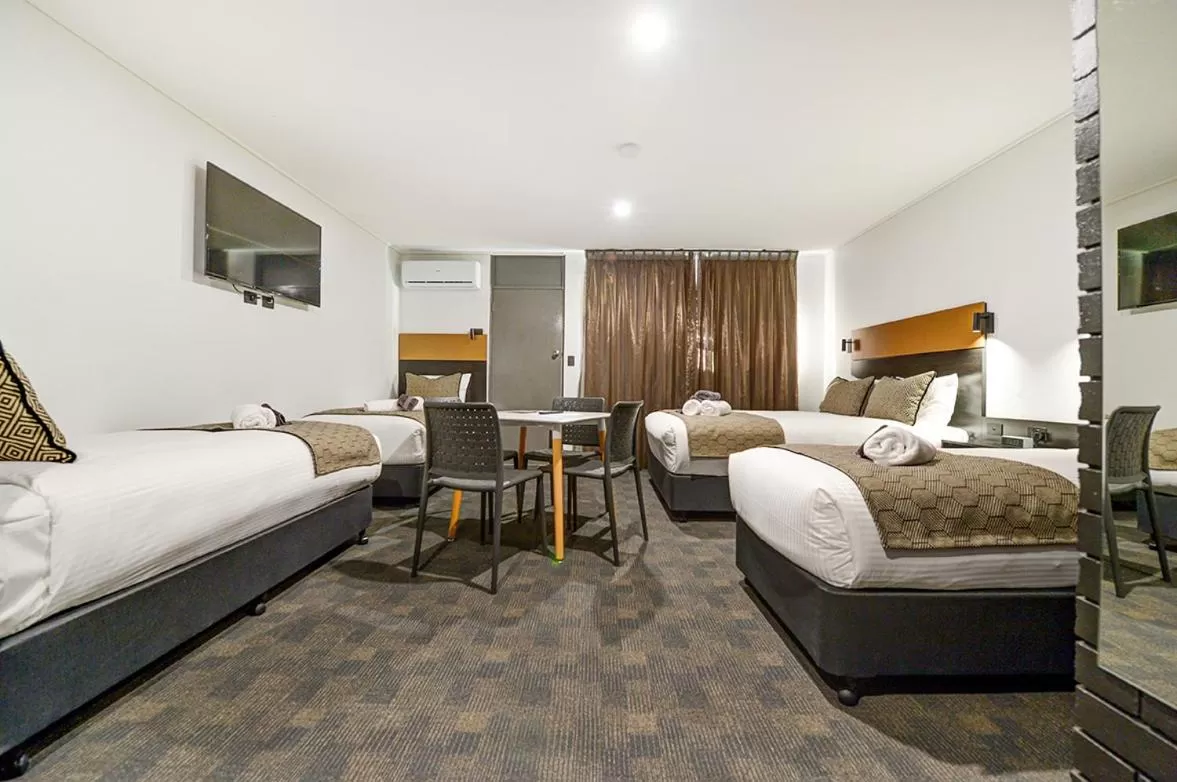 Decorative detail, Bed in CBD Motor Inn