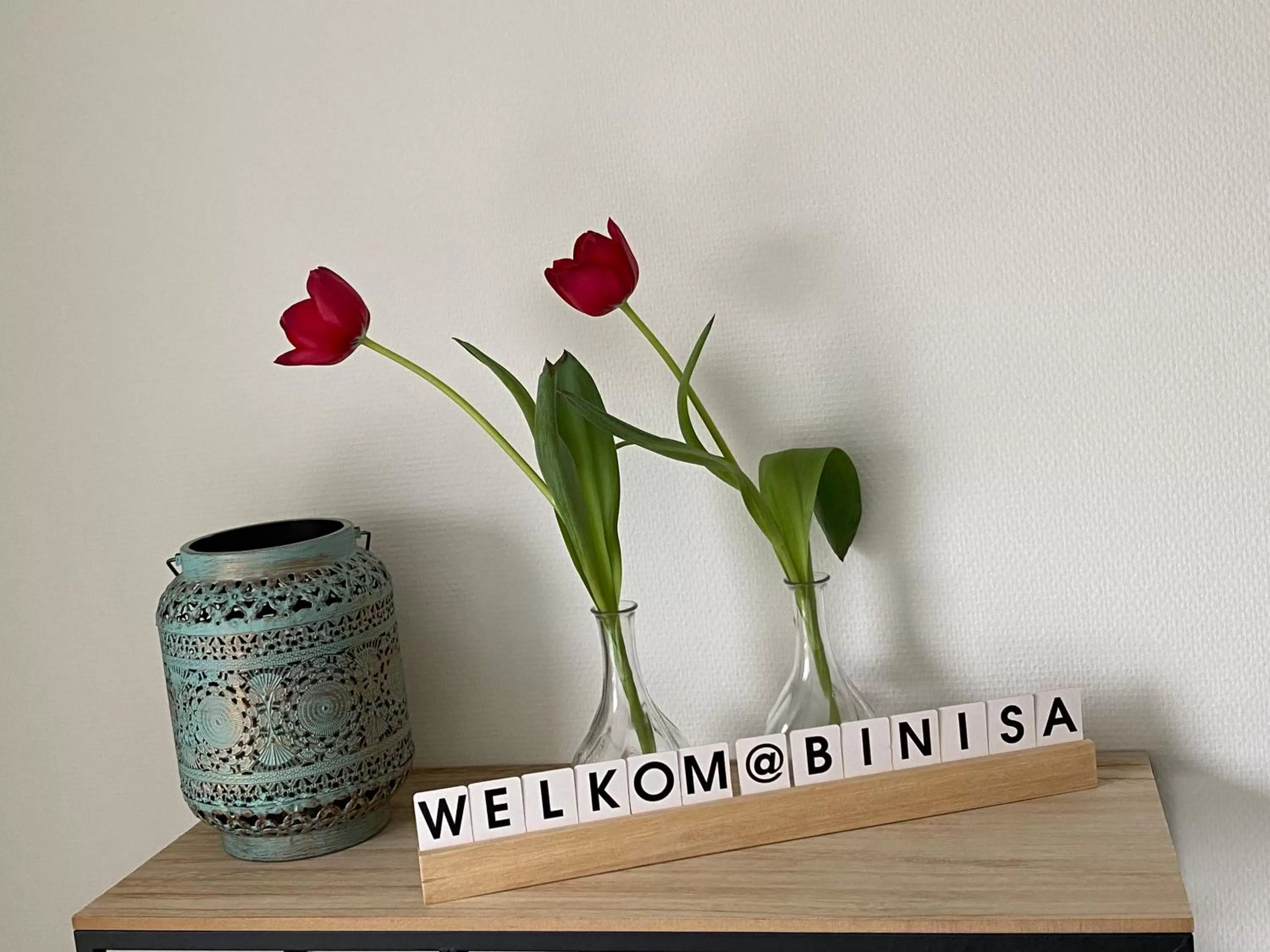 Restaurant/places to eat in B&B Binisa