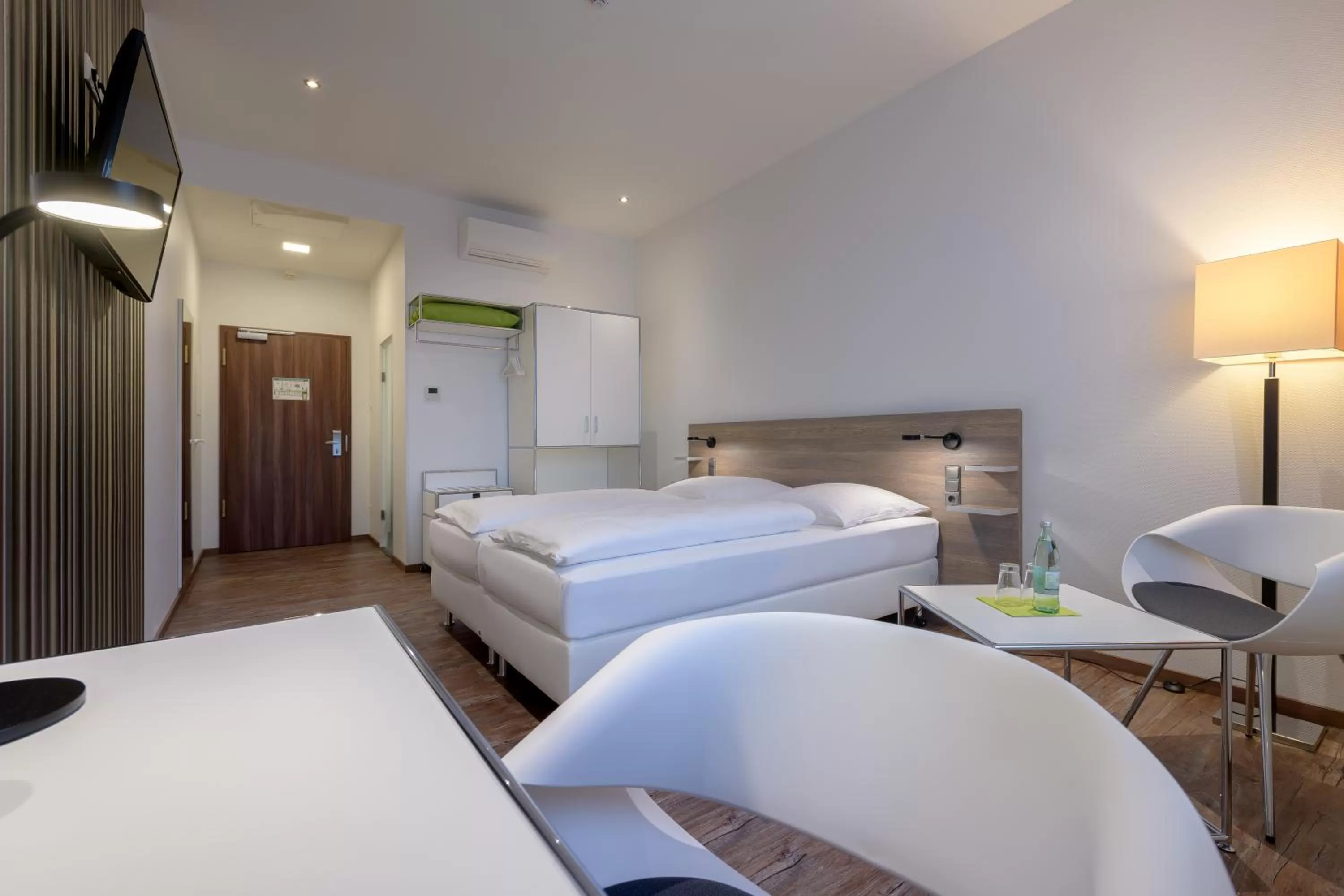 Photo of the whole room, Bed in Panorama Hotel Schweinfurt