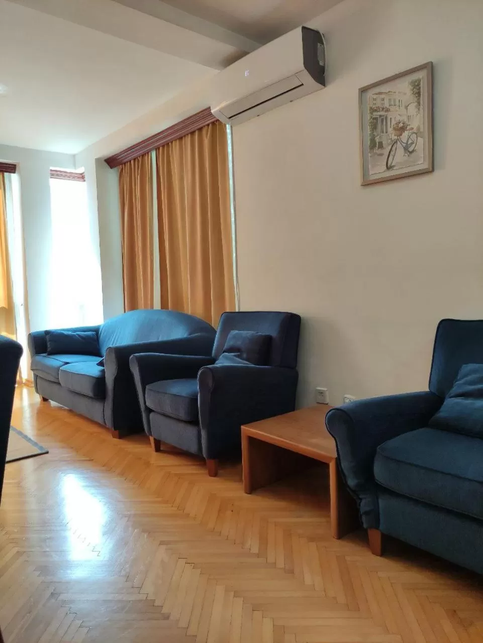 air conditioner, Seating Area in Hotel Ambasador