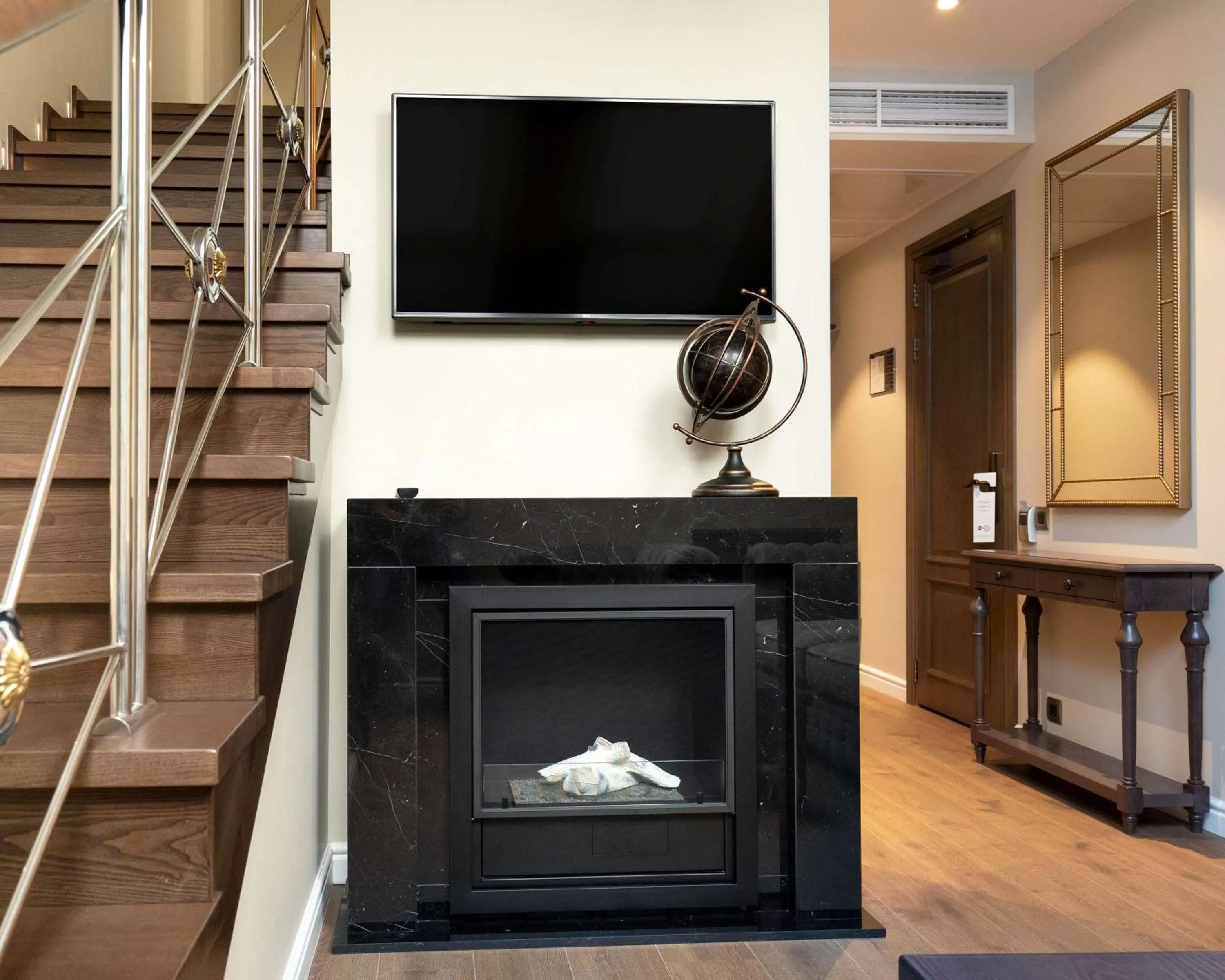 Photo of the whole room in Best Western Plus Market Square Lviv