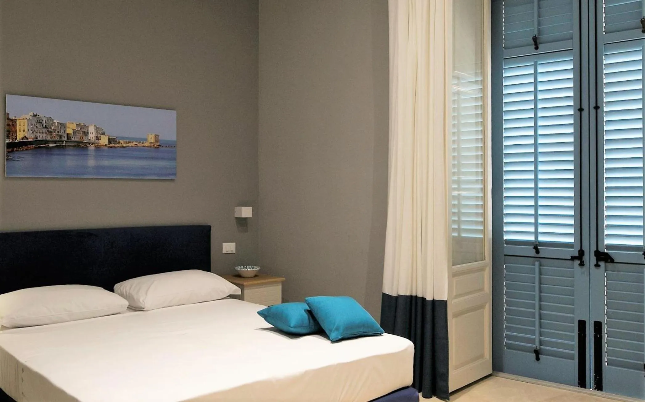 Bedroom, Bed in ZIBIBBO SUITES & ROOMS - Aparthotel in Centro Storico a Trapani