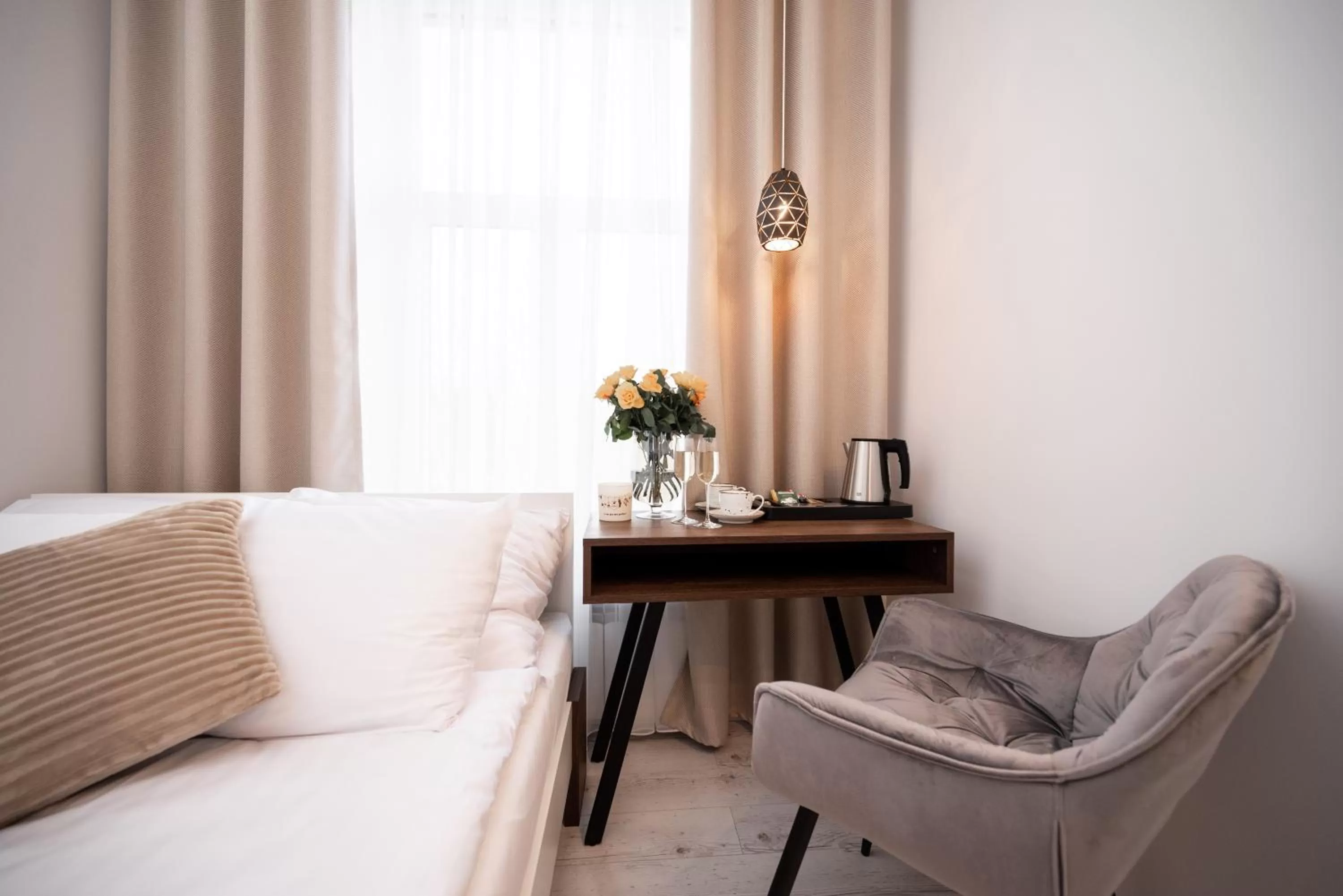 Bed in Hive Family House