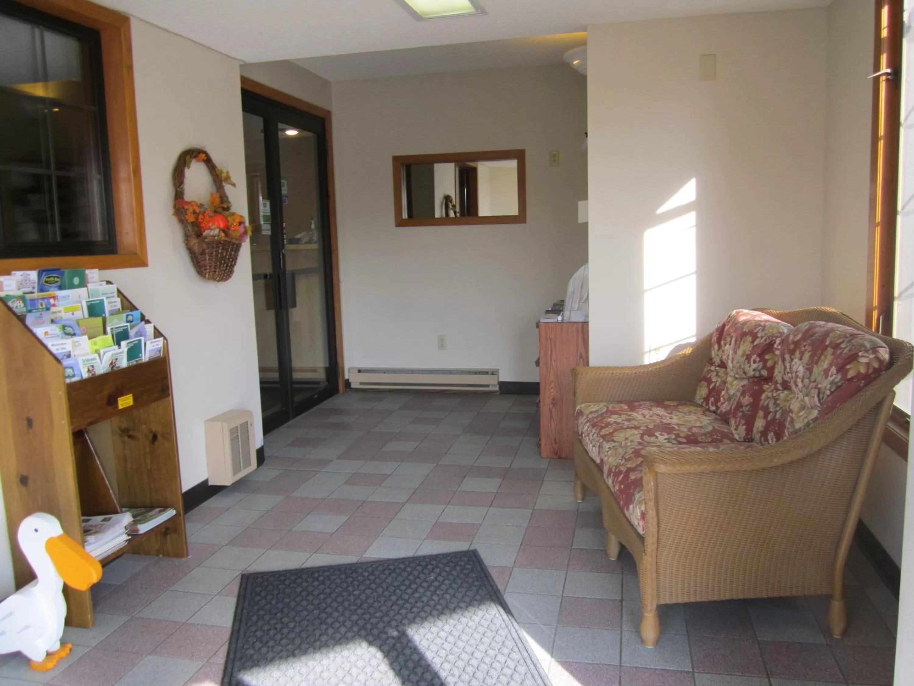 Facade/entrance in Americas Best Value Inn Sauk Centre