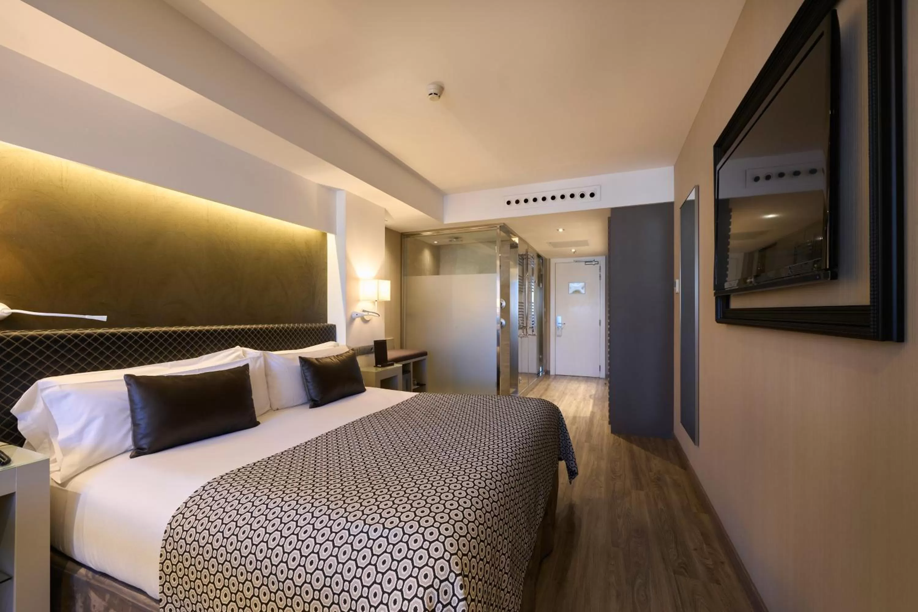 Junior Suite in Catalonia Square 4* Sup