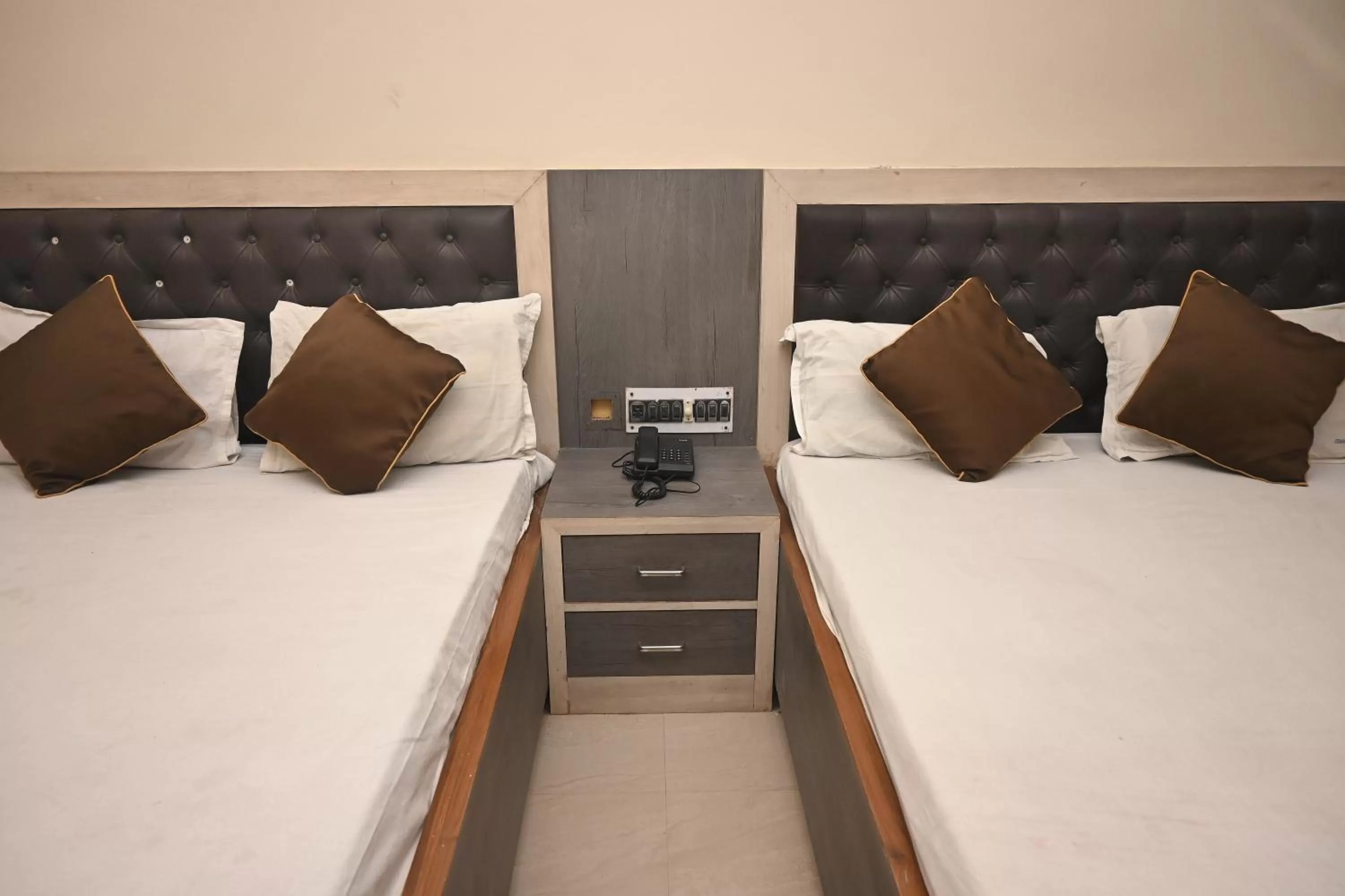 Bed in Royal Sea View