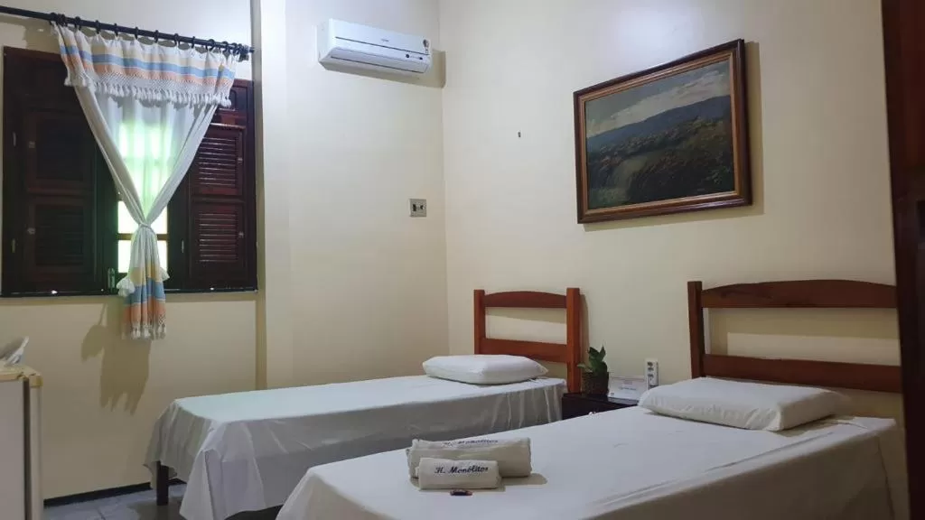 Bedroom, Bed in Hotel Monólitos