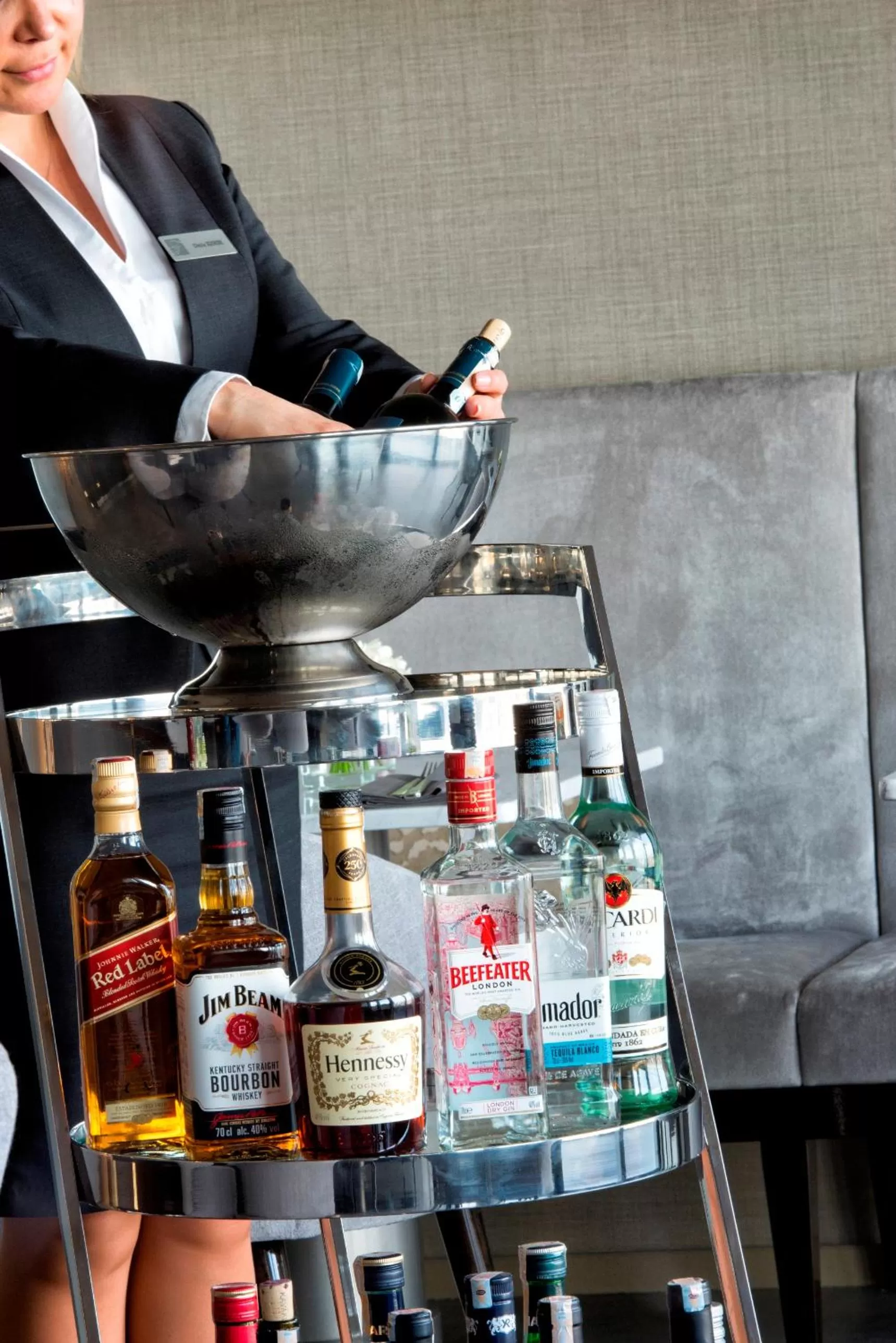 Alcoholic drinks in Fairmont Quasar Istanbul Hotel
