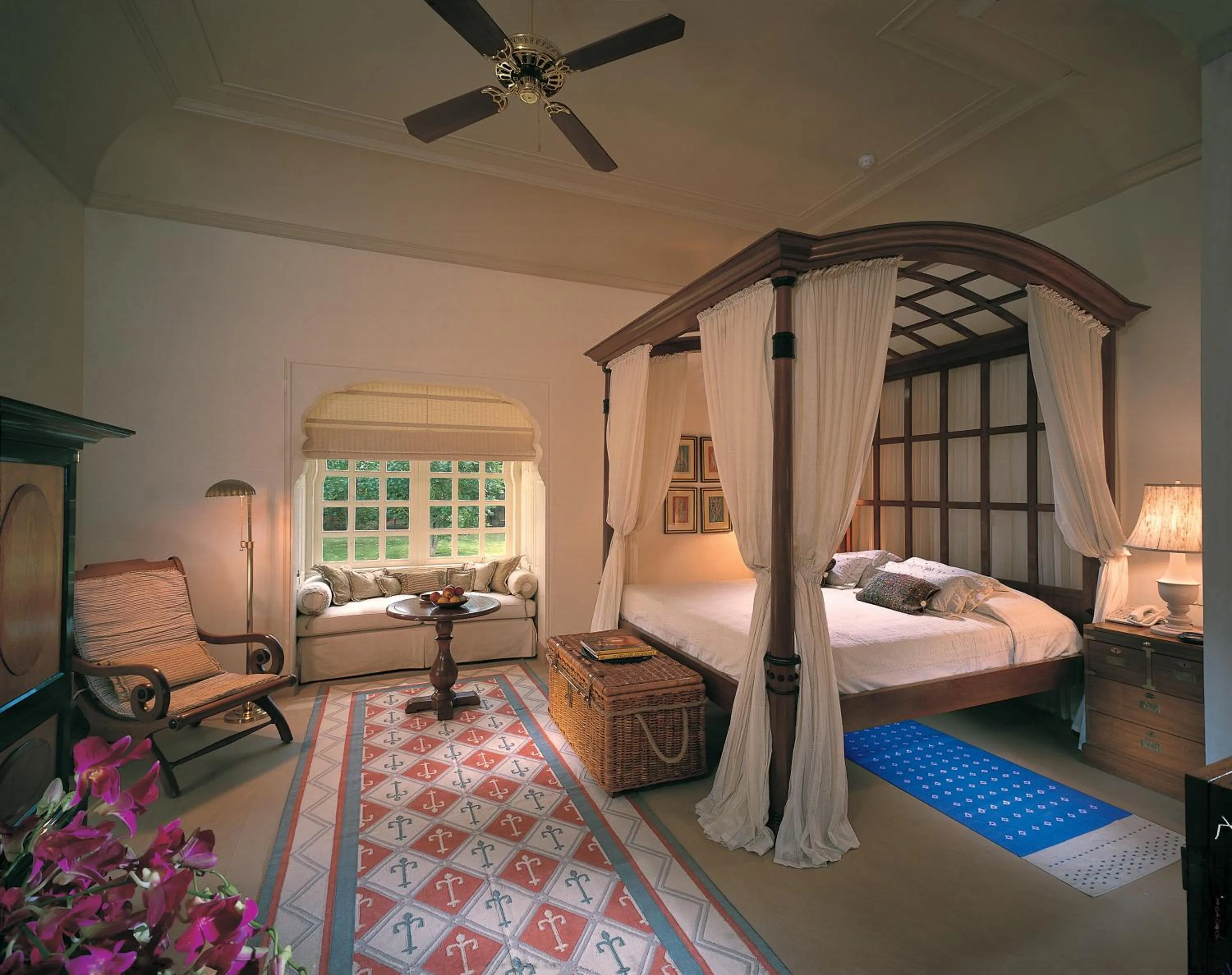 Photo of the whole room, Bed in The Oberoi Rajvilas Jaipur