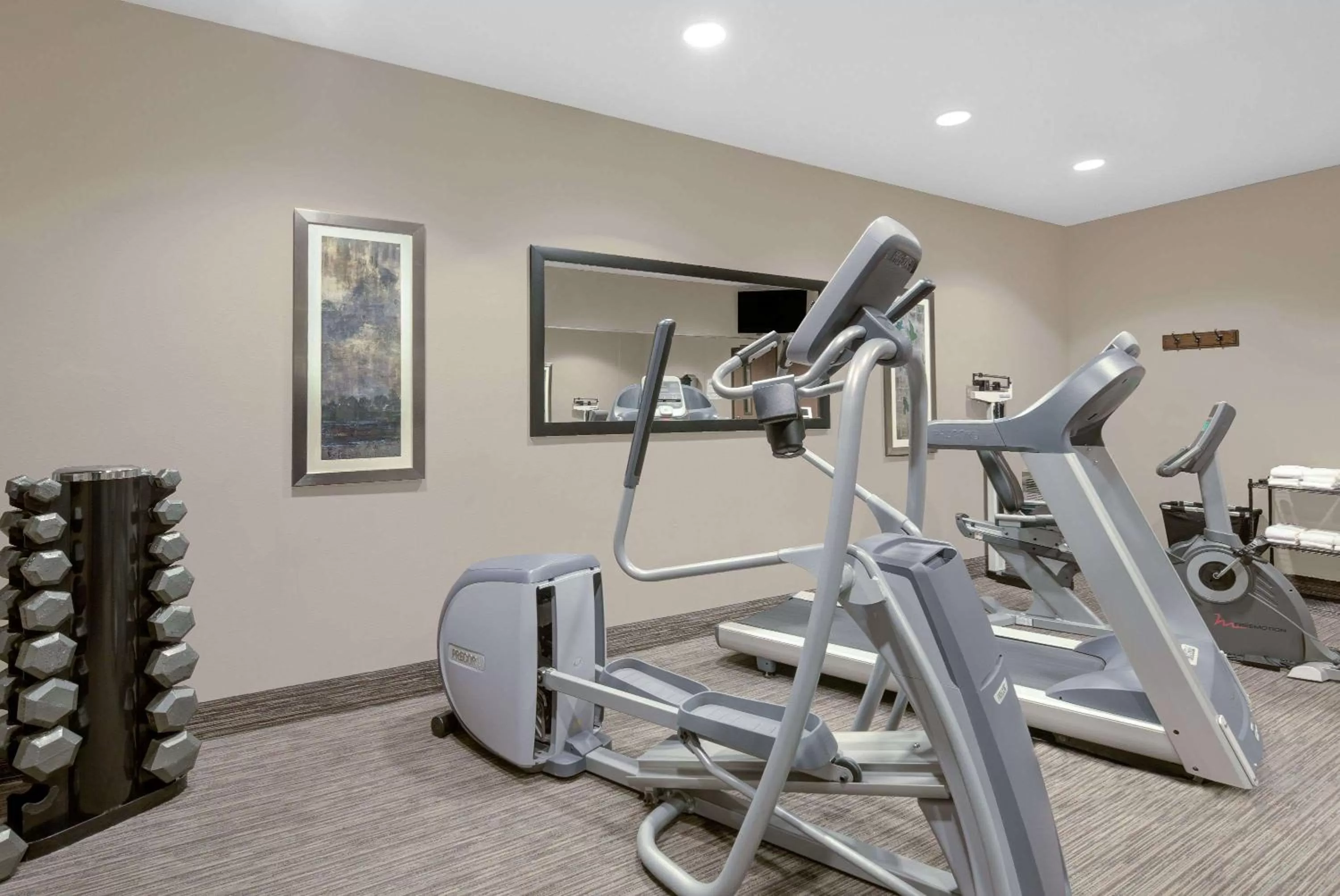 Fitness centre/facilities in Baymont by Wyndham Minot