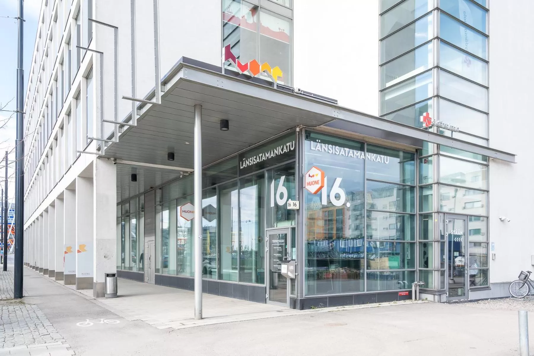 Facade/entrance in Hiisi Hotel Helsinki Jätkäsaari