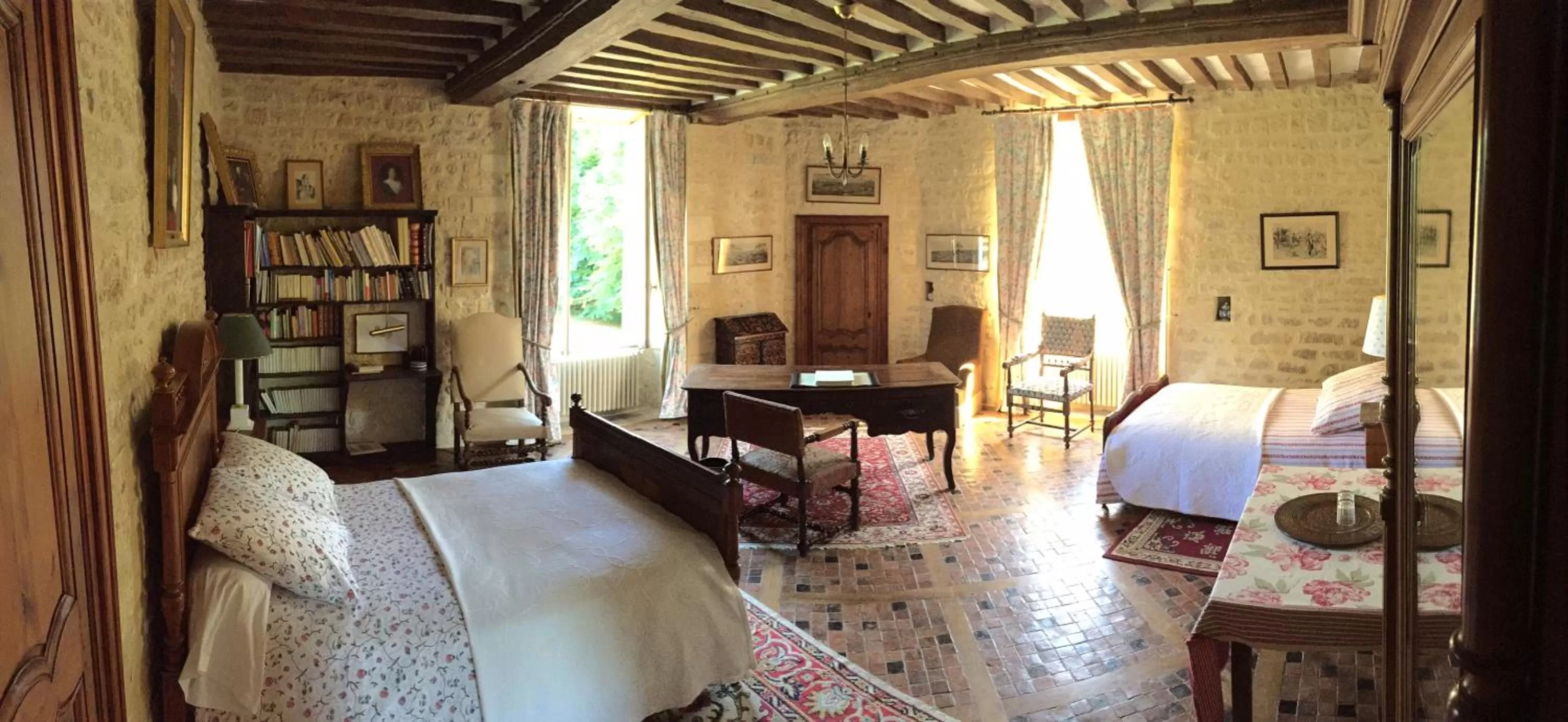 Photo of the whole room in Le Château d'Asnières en Bessin