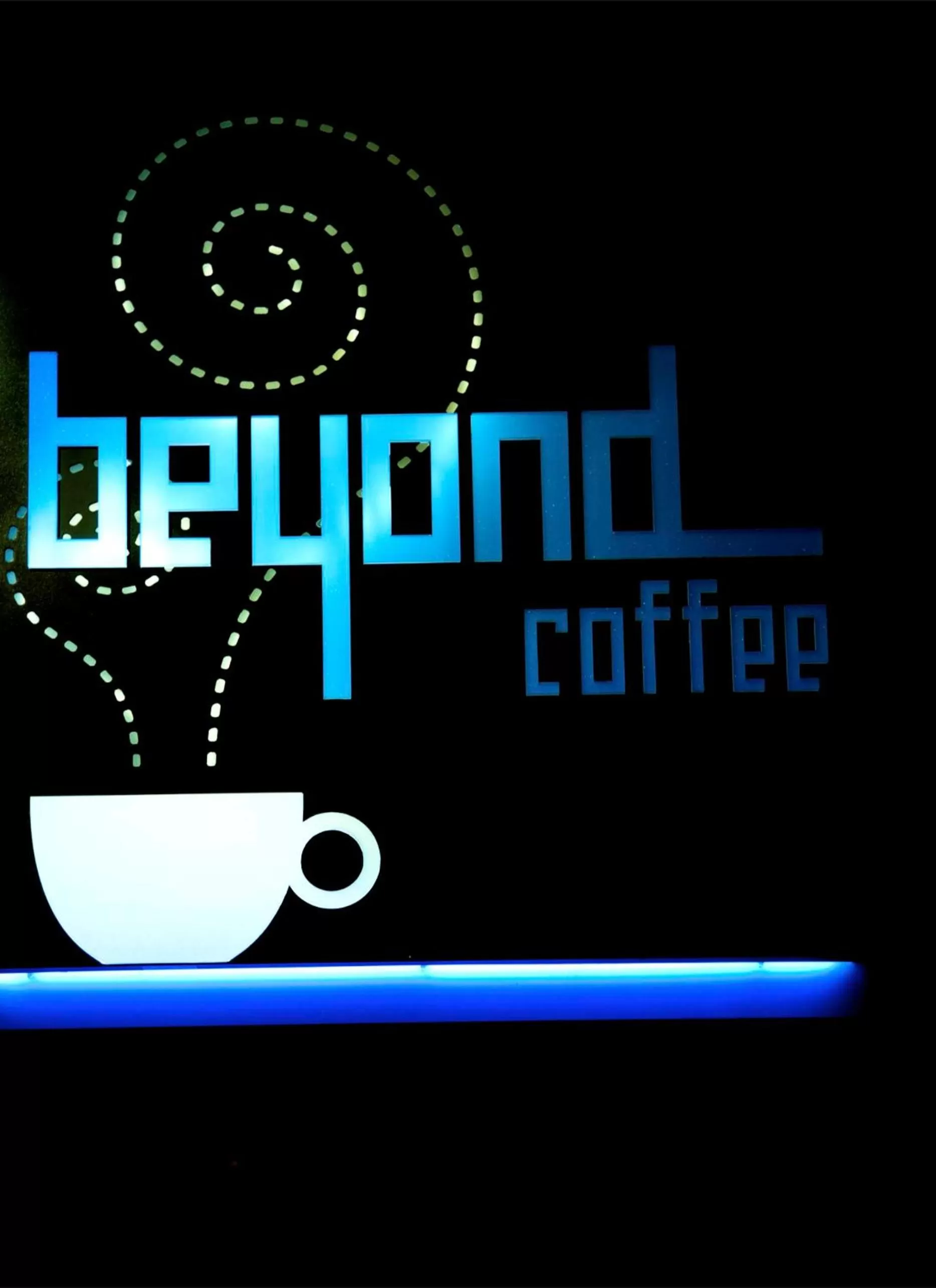 Restaurant/places to eat in Century Plaza Hotel