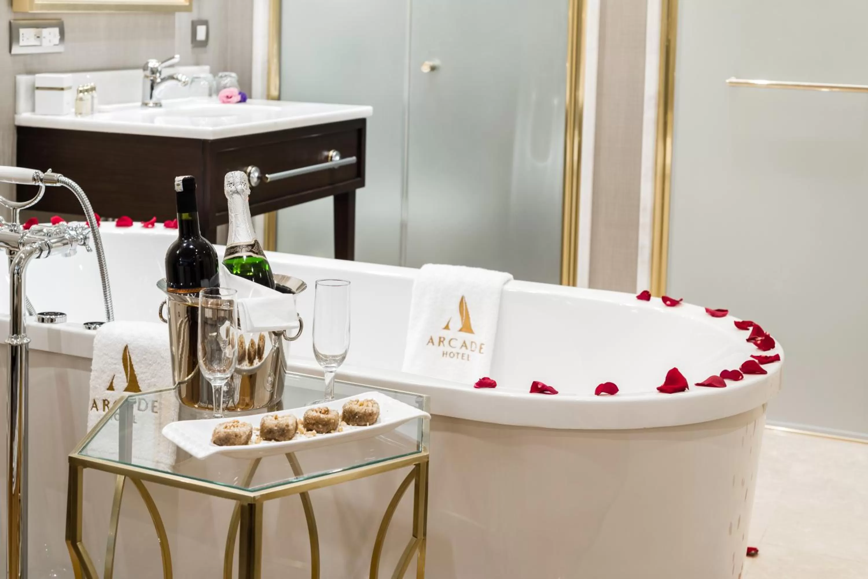 Photo of the whole room in Arcade Hotel & SPA Nisantasi