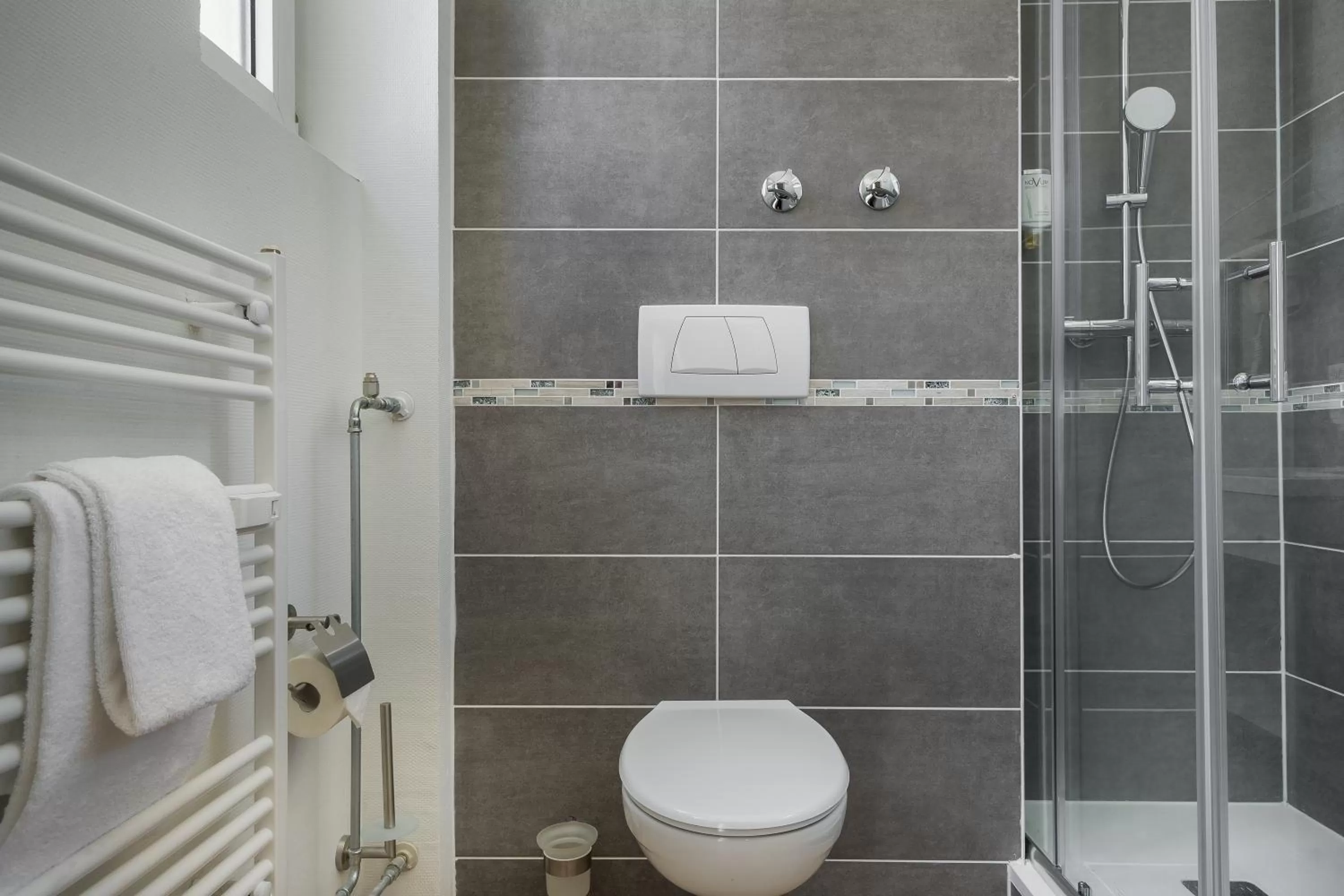 Bathroom in Hotel Ruf