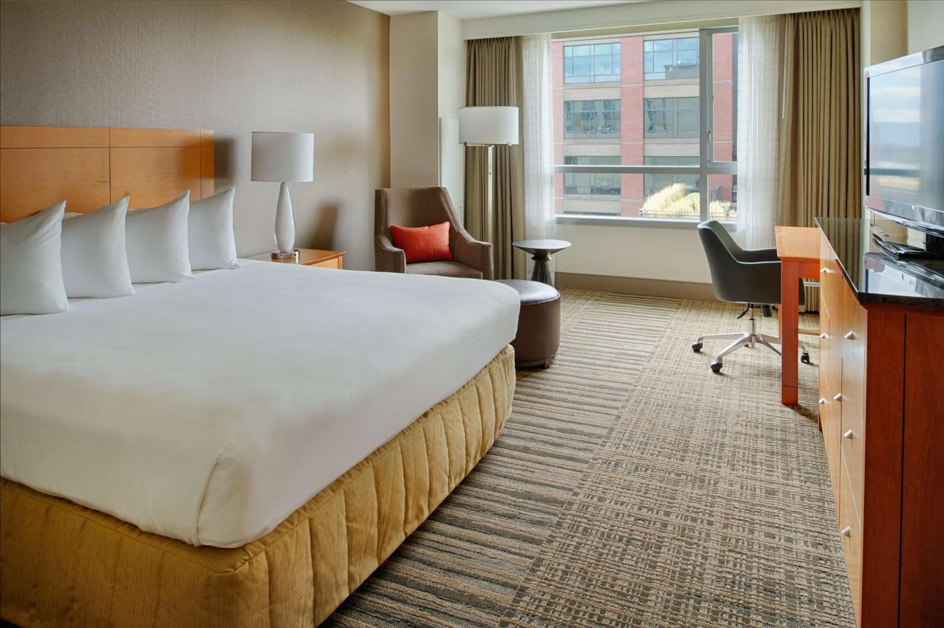 Bed in Hilton Vancouver Washington