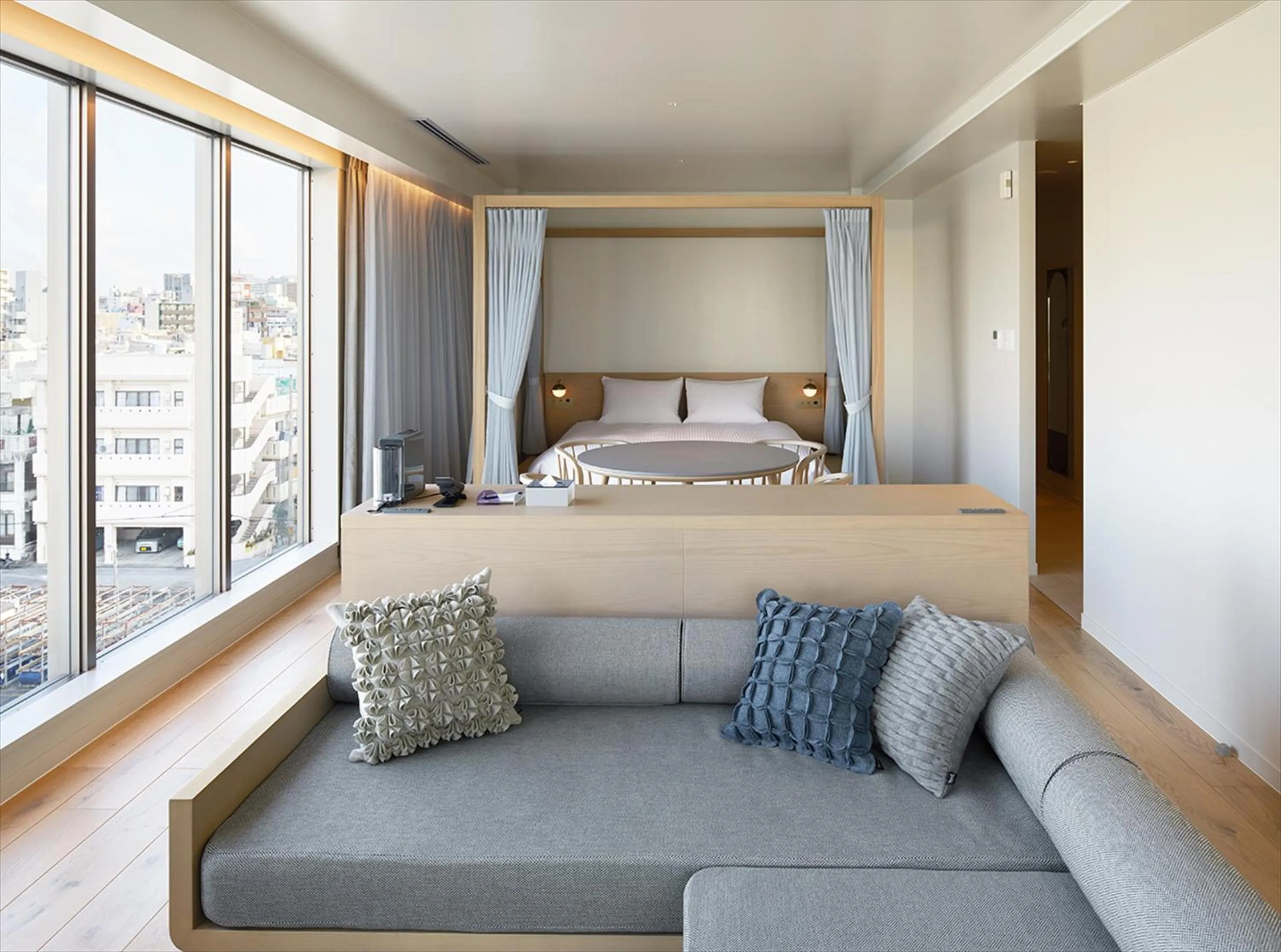 Living room, Bed in HOTEL ANTEROOM NAHA