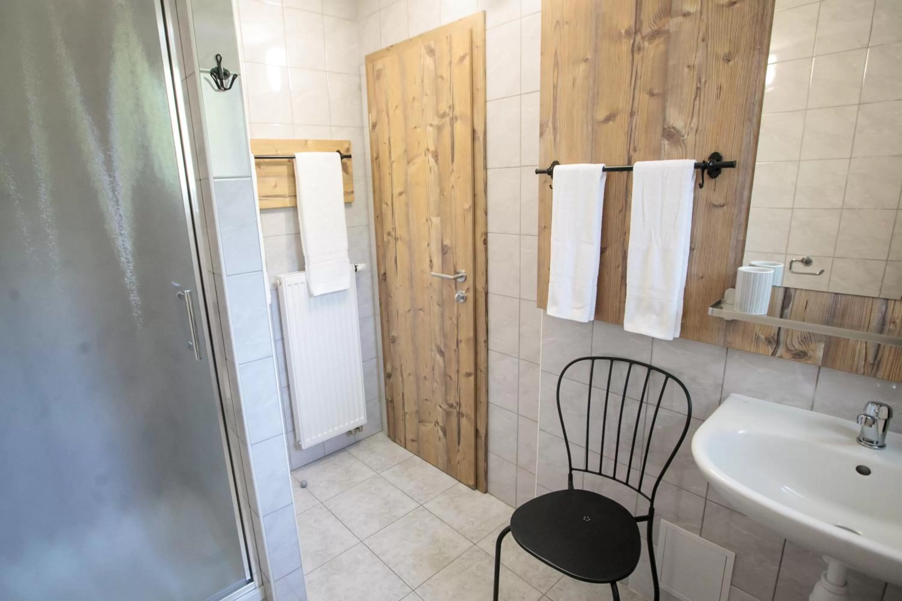 Shower in Hiša Poljana Rooms