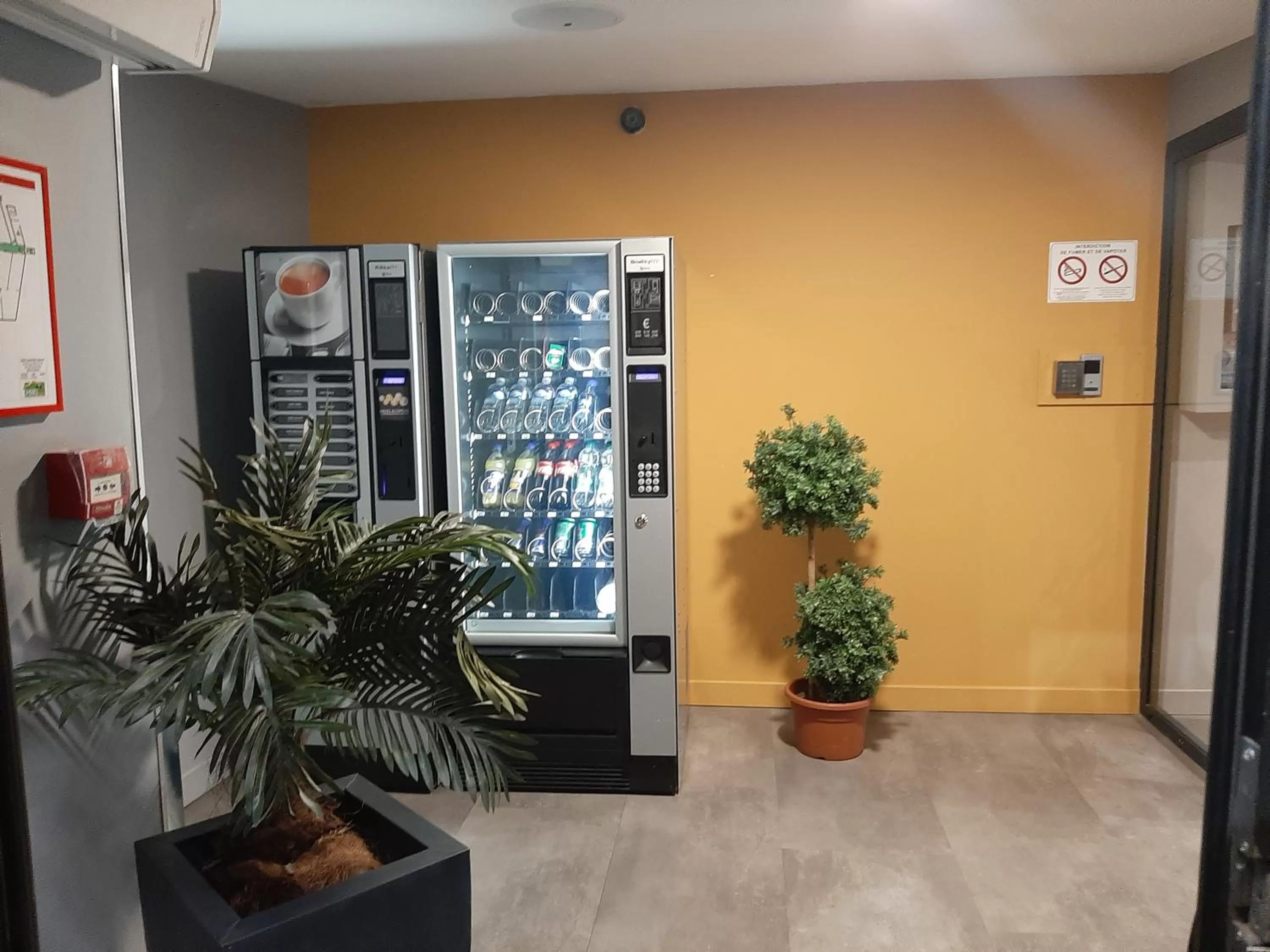 Facade/entrance in Hotel Martinez Grenay