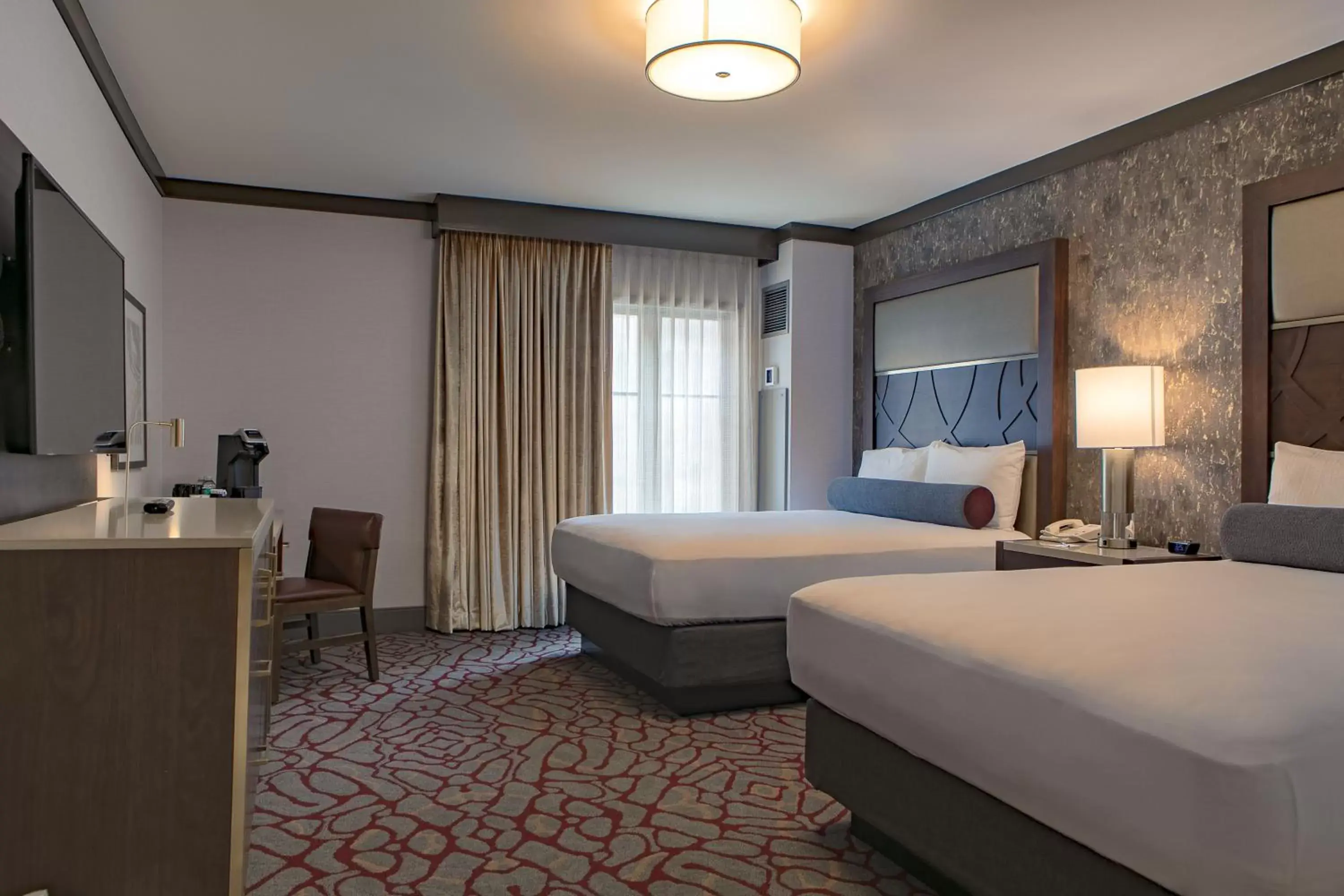 Queen Room in Horseshoe Black Hawk Queen Room in Horseshoe Black Hawk