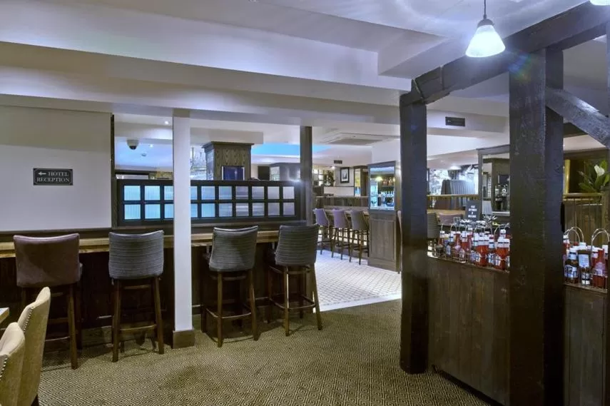 Restaurant/Places to Eat in The Bath Arms Wetherspoon