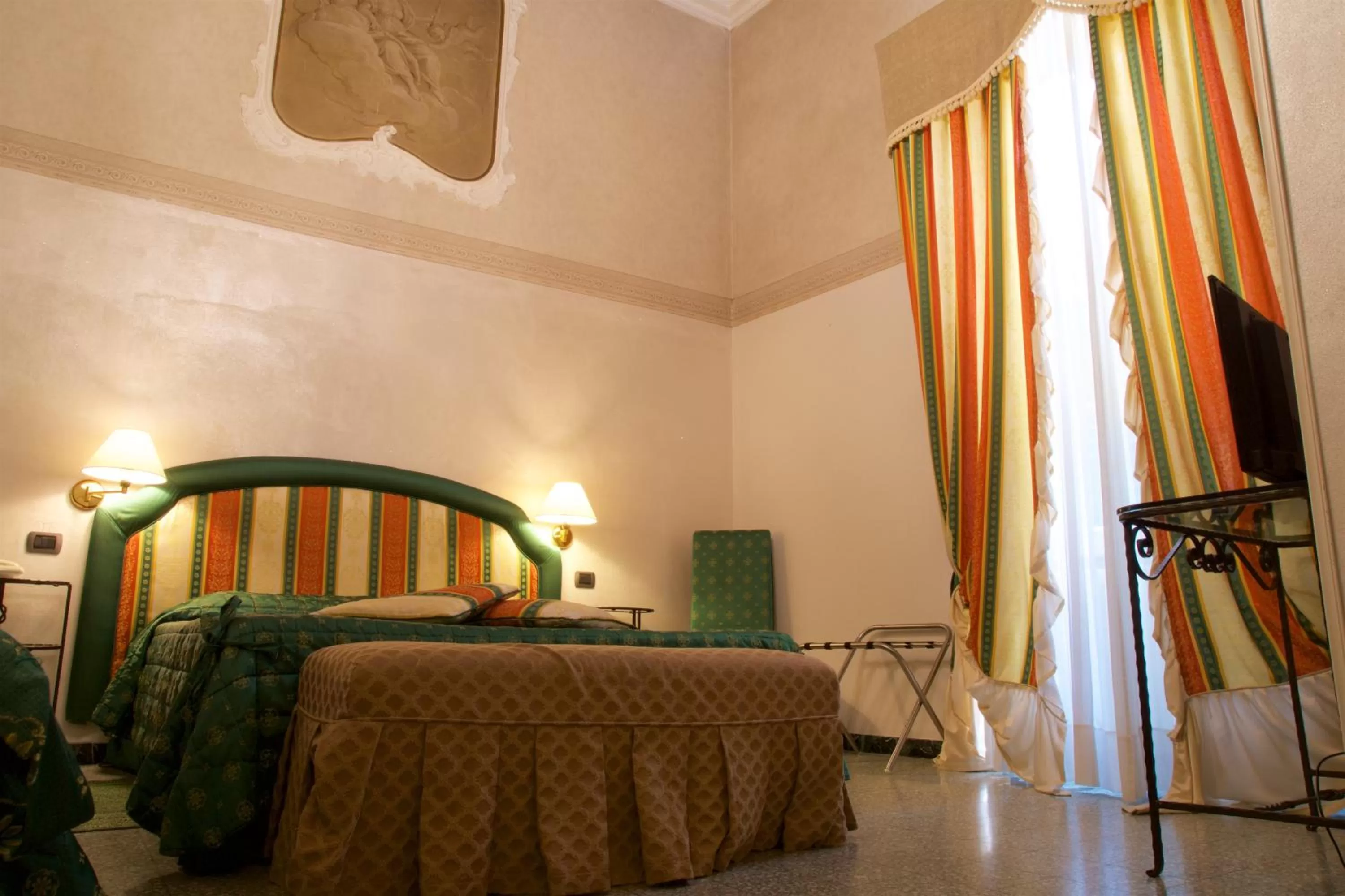 Bed in Hotel La Luna