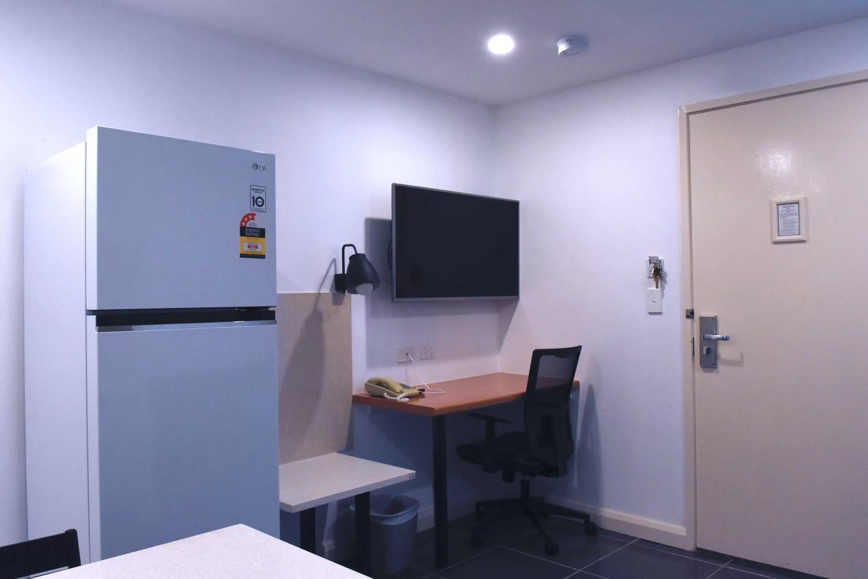 TV and multimedia in Best Western Plus Buckingham International