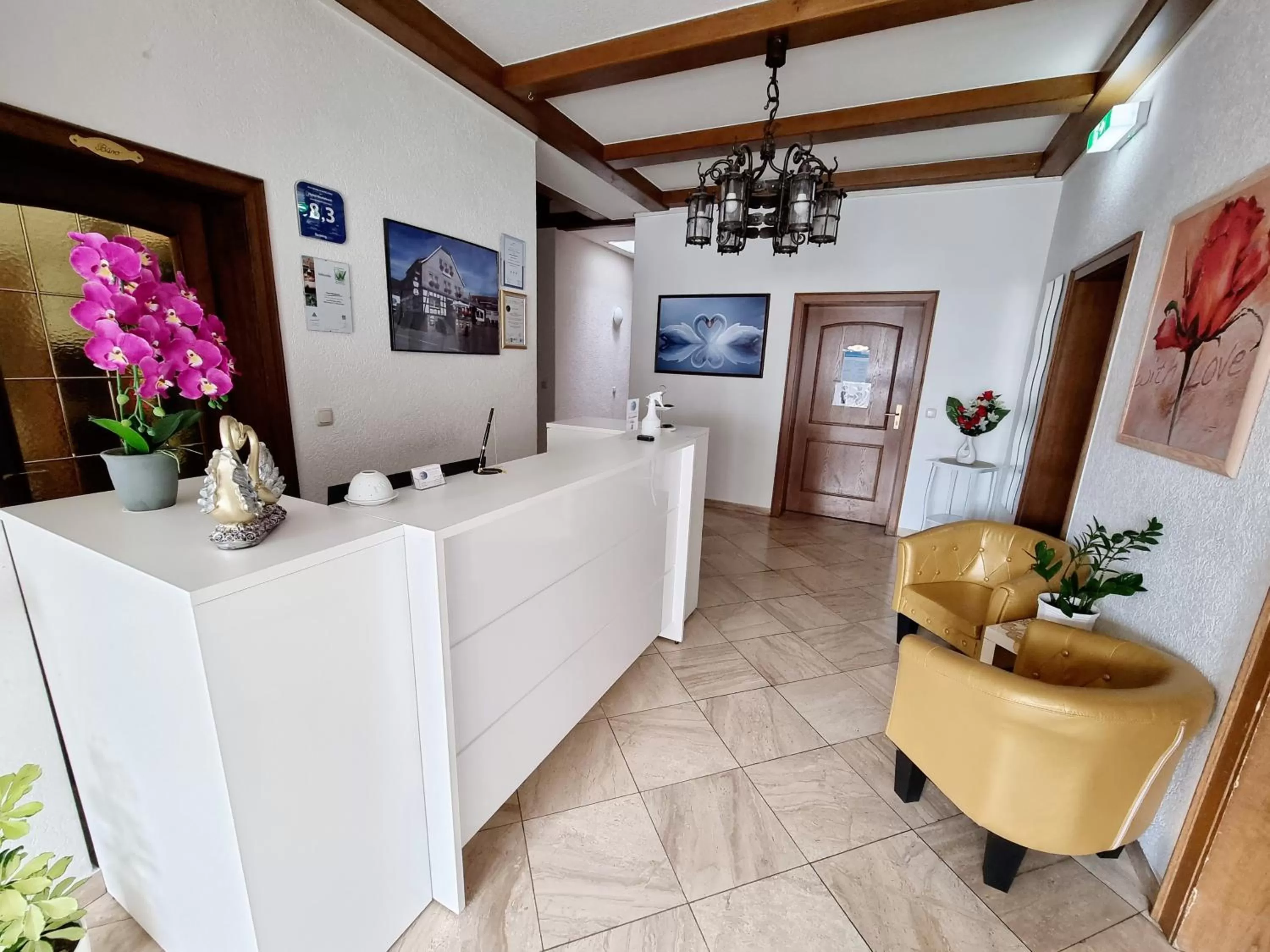 Lobby/Reception in Hotel Medebach - Zum Schwanenkönig