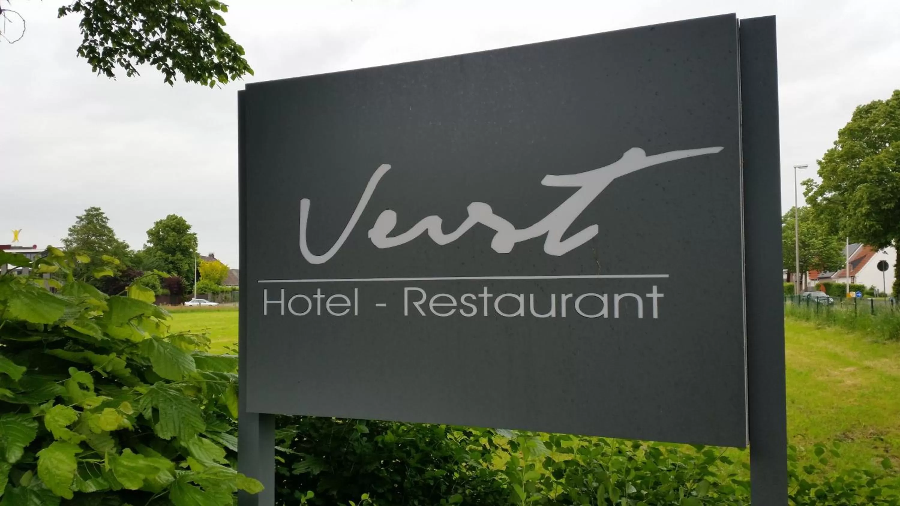 Property logo or sign in Hotel Restaurant Verst