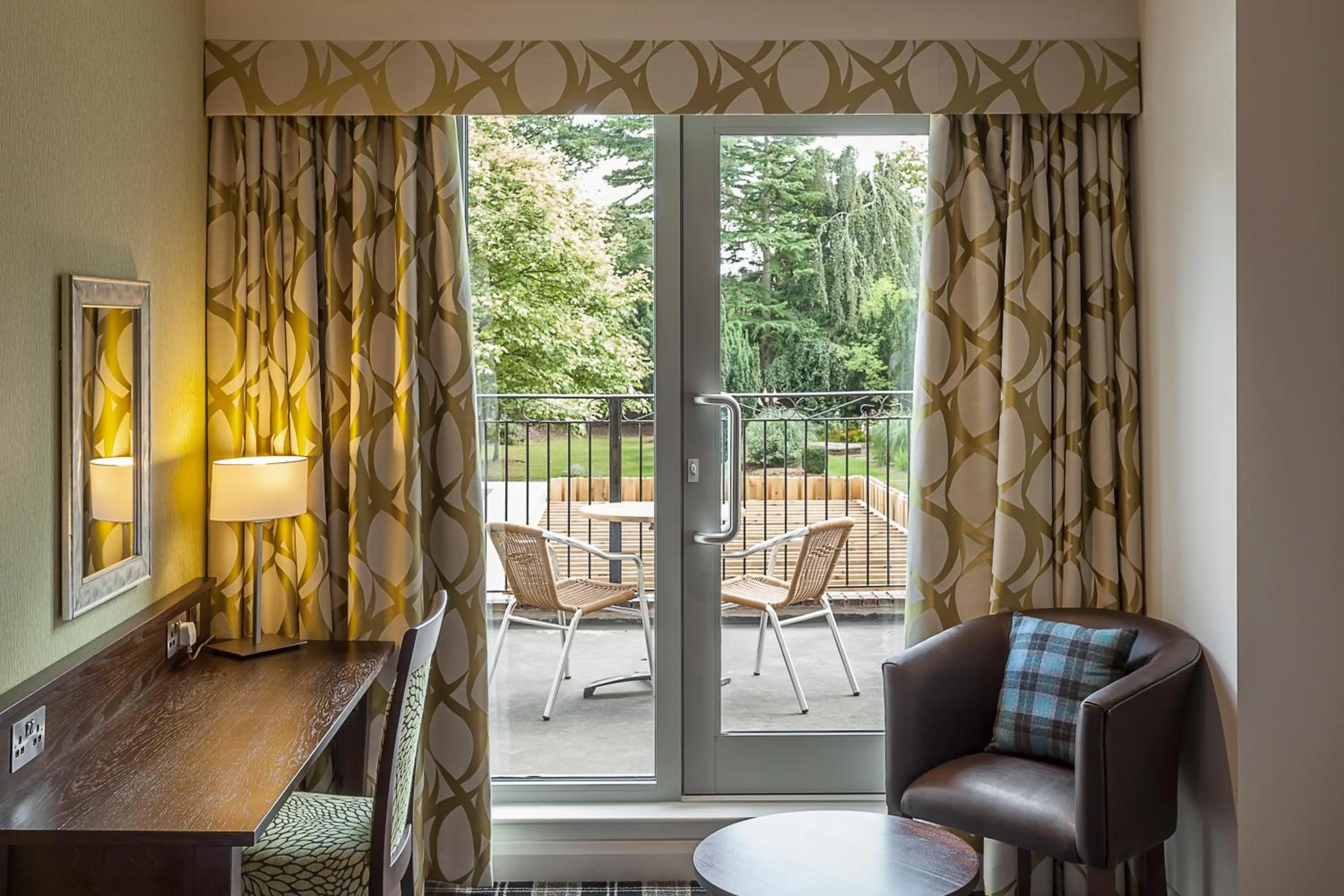 Balcony/Terrace in Best Western Plus Pinewood Manchester Airport-Wilmslow Hotel