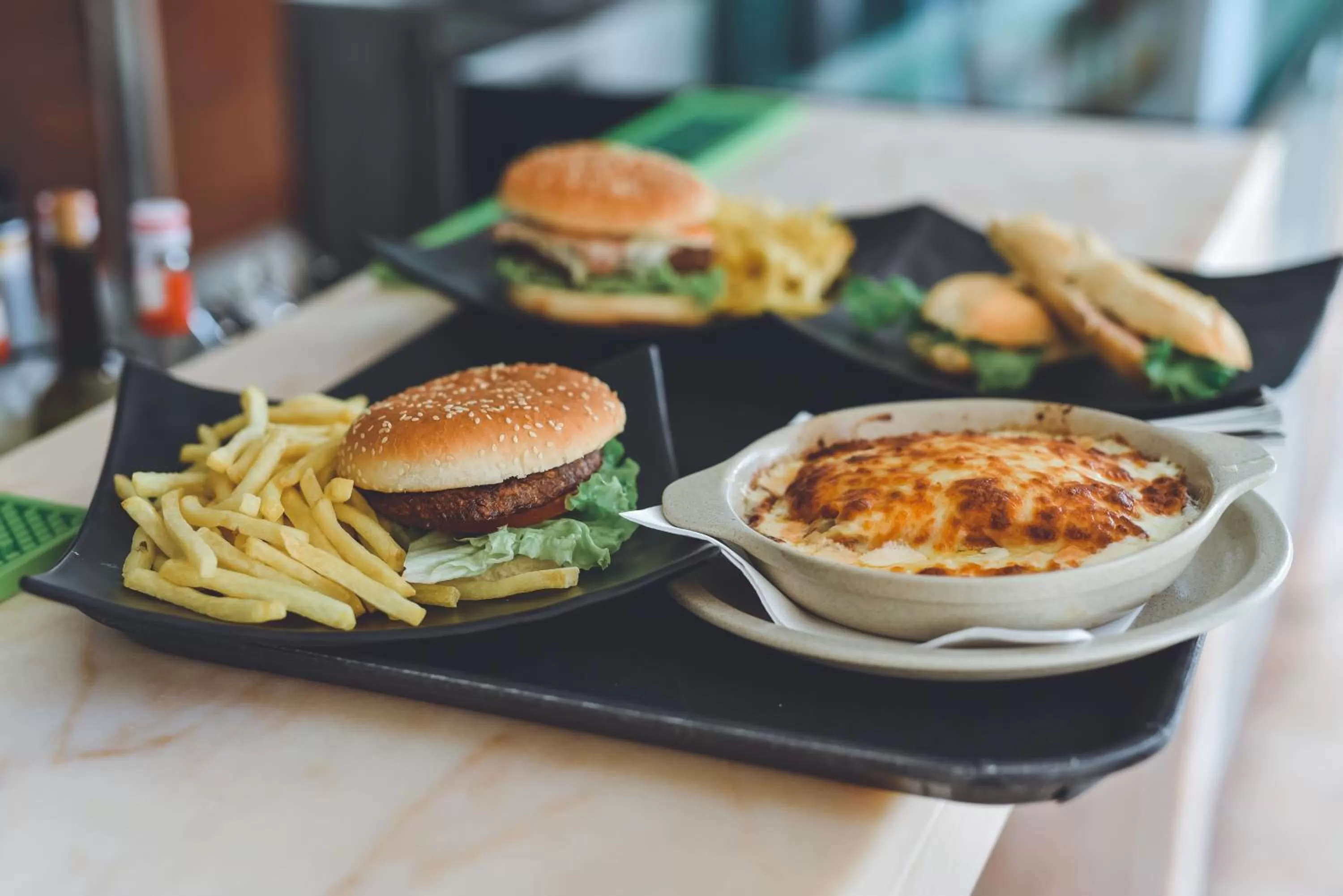 Food and drinks in Aquashow Park Hotel