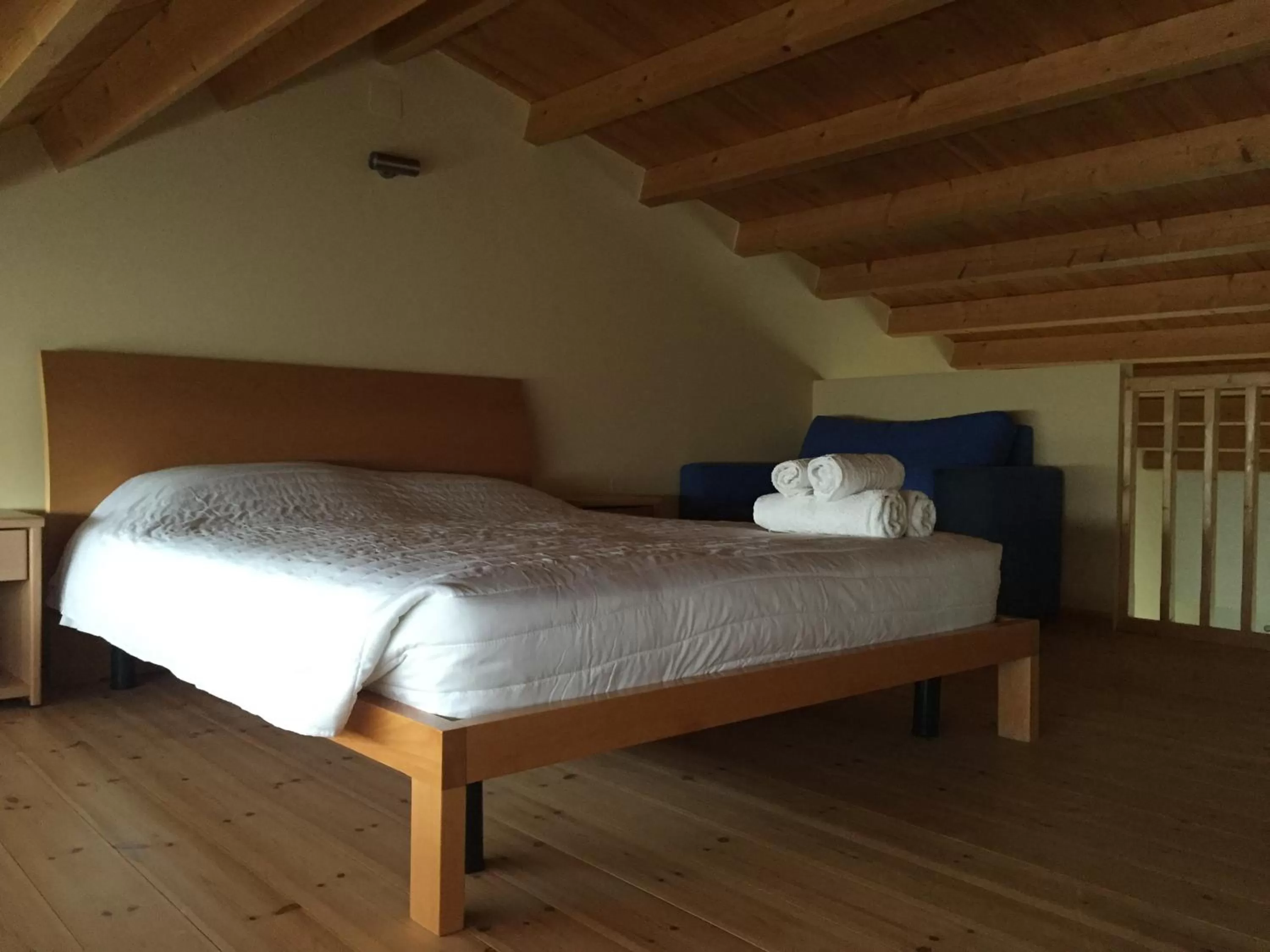 Photo of the whole room in Hani Inn