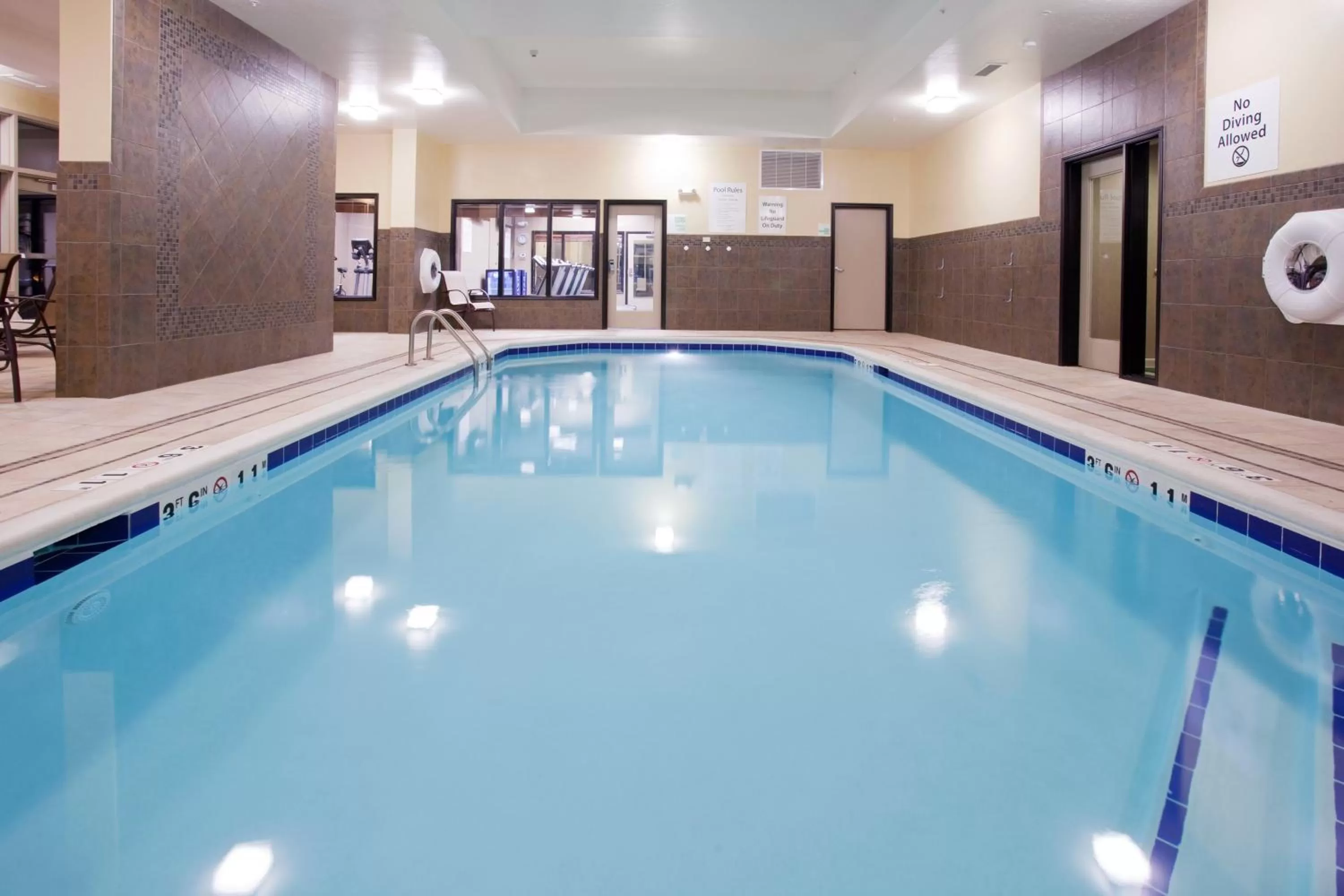 Swimming pool in Holiday Inn Hotel & Suites Grand Junction-Airport by IHG