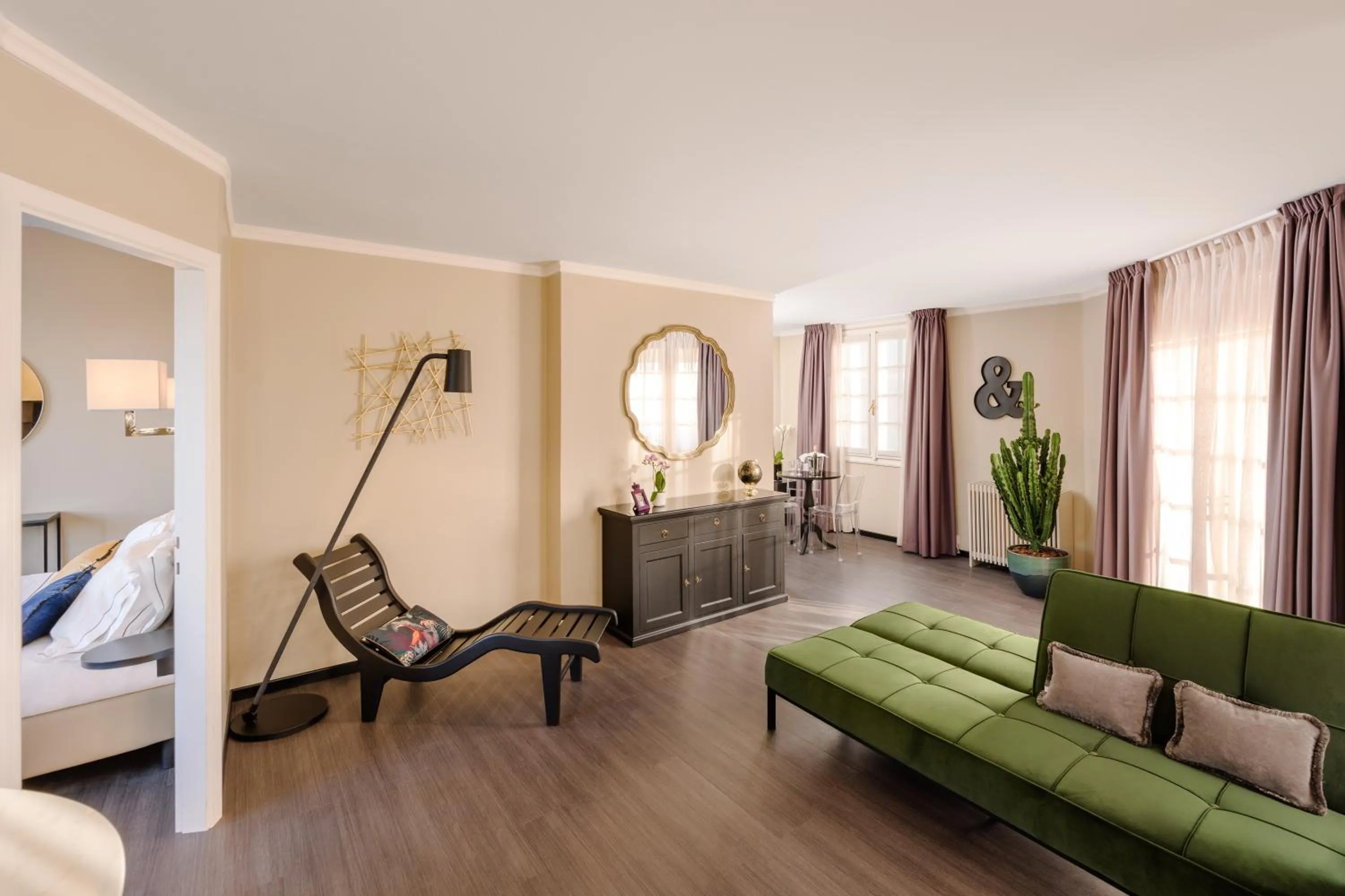 Living room, Bed in Hotel Mentana, by R Collection Hotels