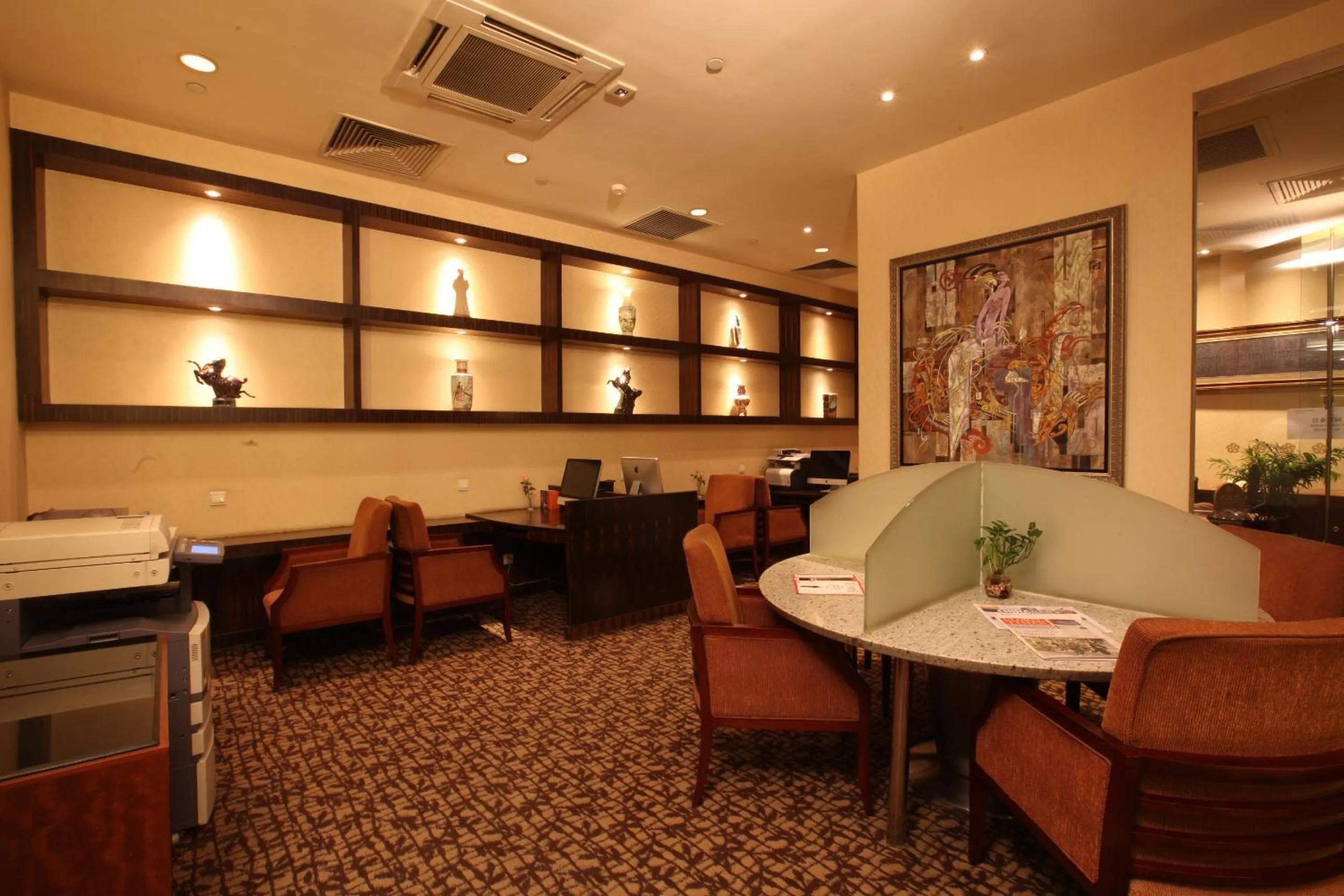 Business facilities in Green Lake Hotel