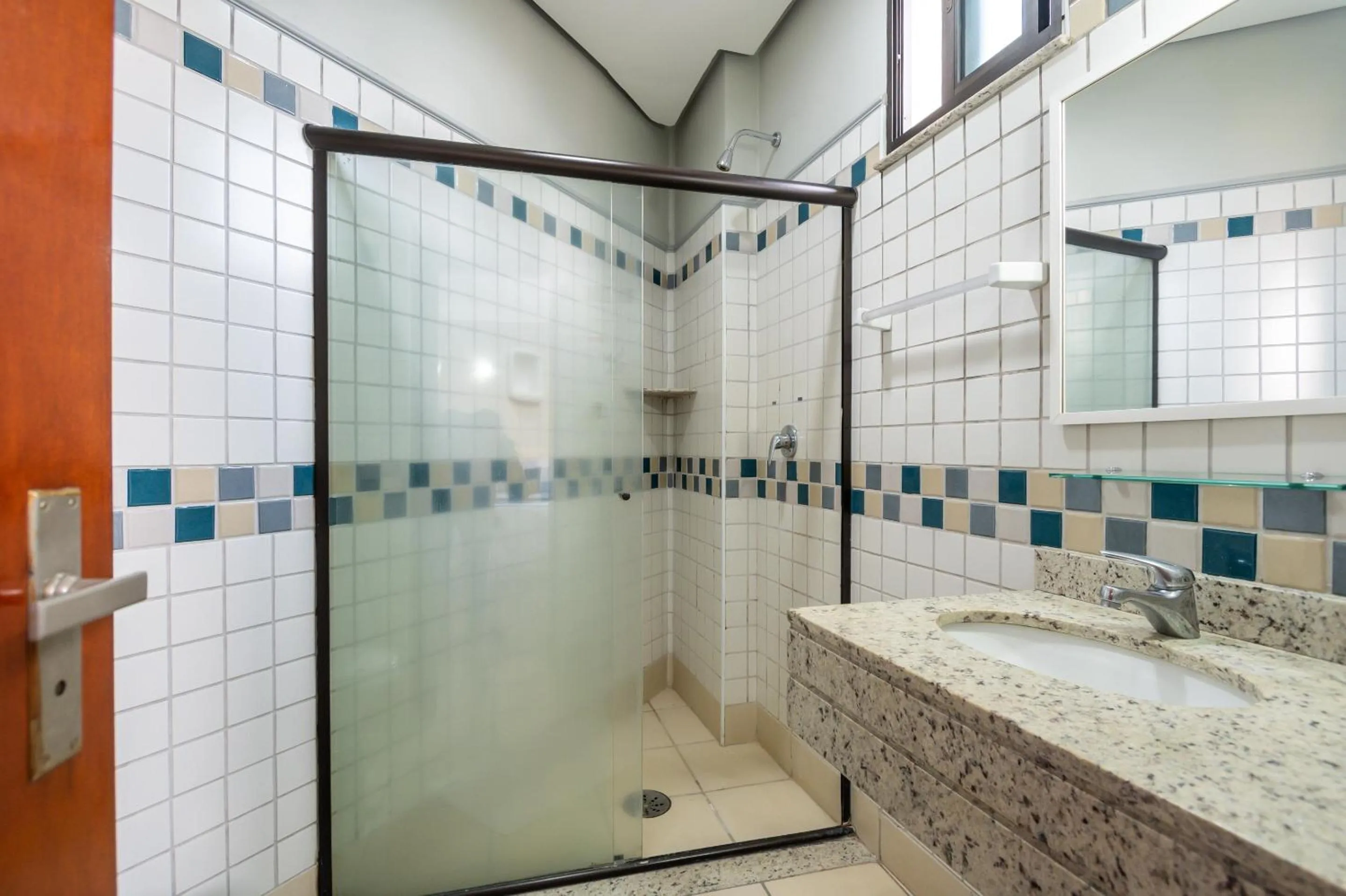 Toilet in Rede Andrade Piratininga