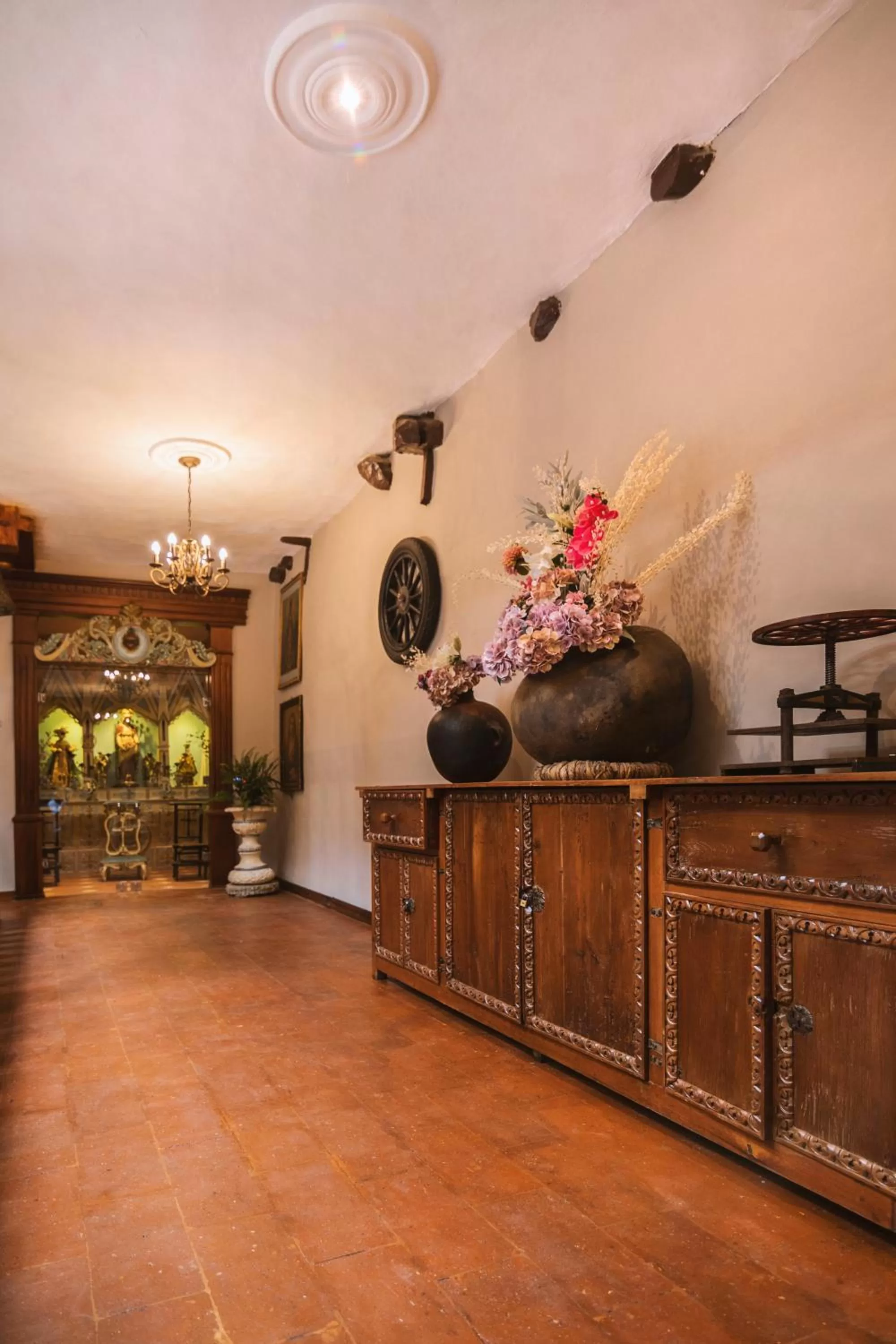 Inner courtyard view, Lobby/Reception in Casa Bolívar Hotel Museo