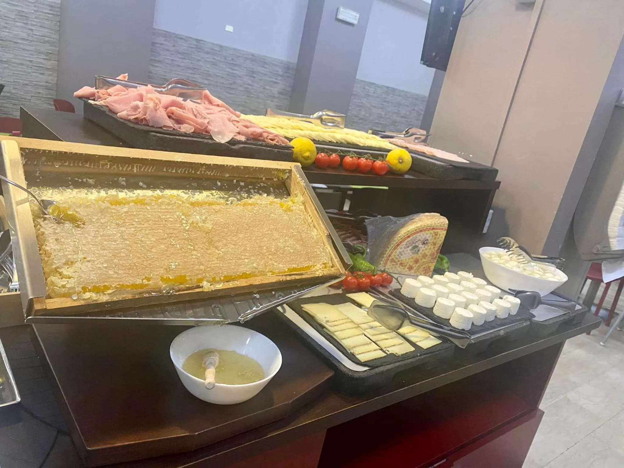 Breakfast in Hotel Miramonti